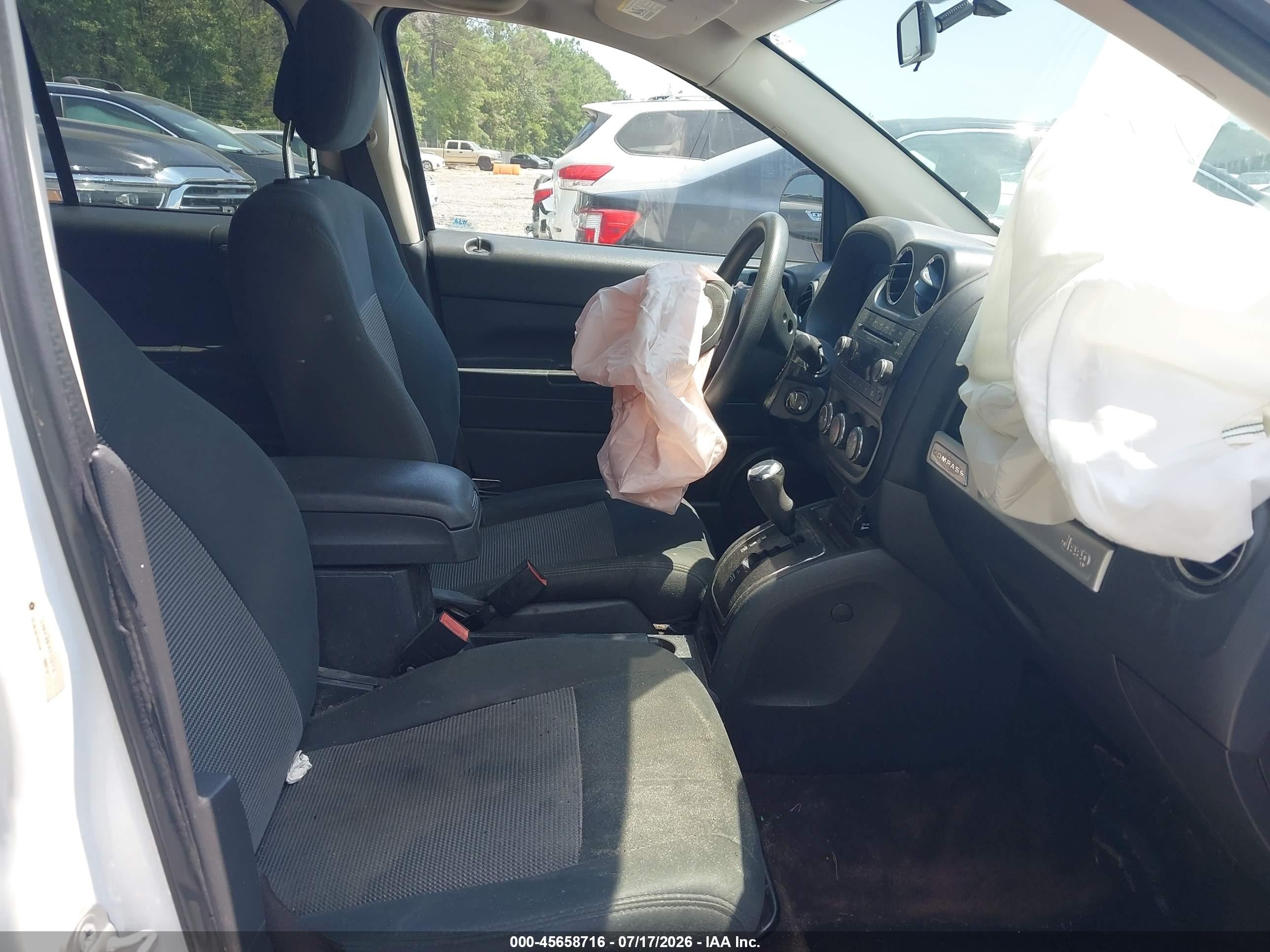2014 Jeep Compass Sport White vin: 1C4NJCBB3ED722114