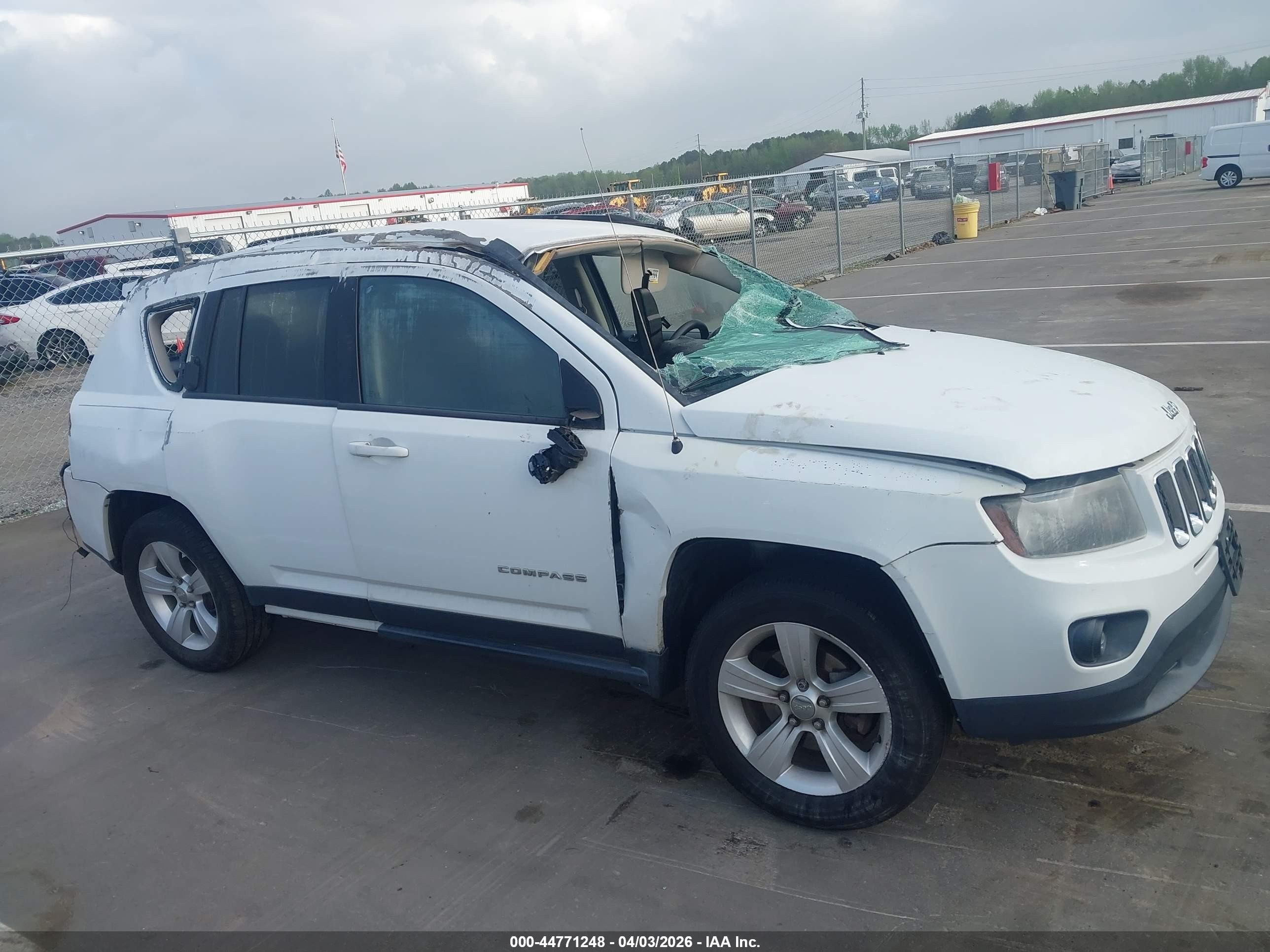 2015 Jeep Compass Sport White vin: 1C4NJCBB3FD115860