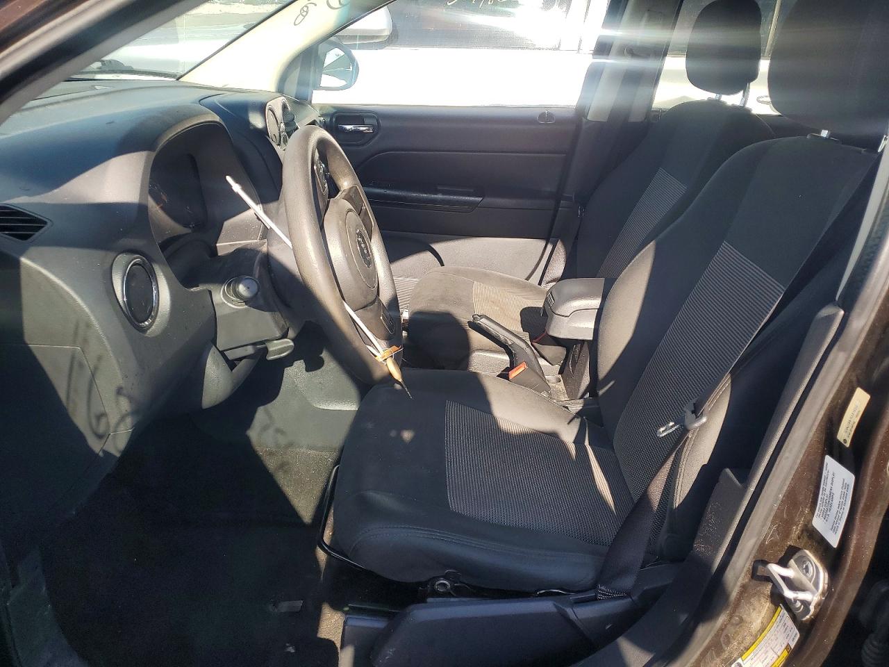 2014 Jeep Compass Sport Brown vin: 1C4NJCBB7ED819333