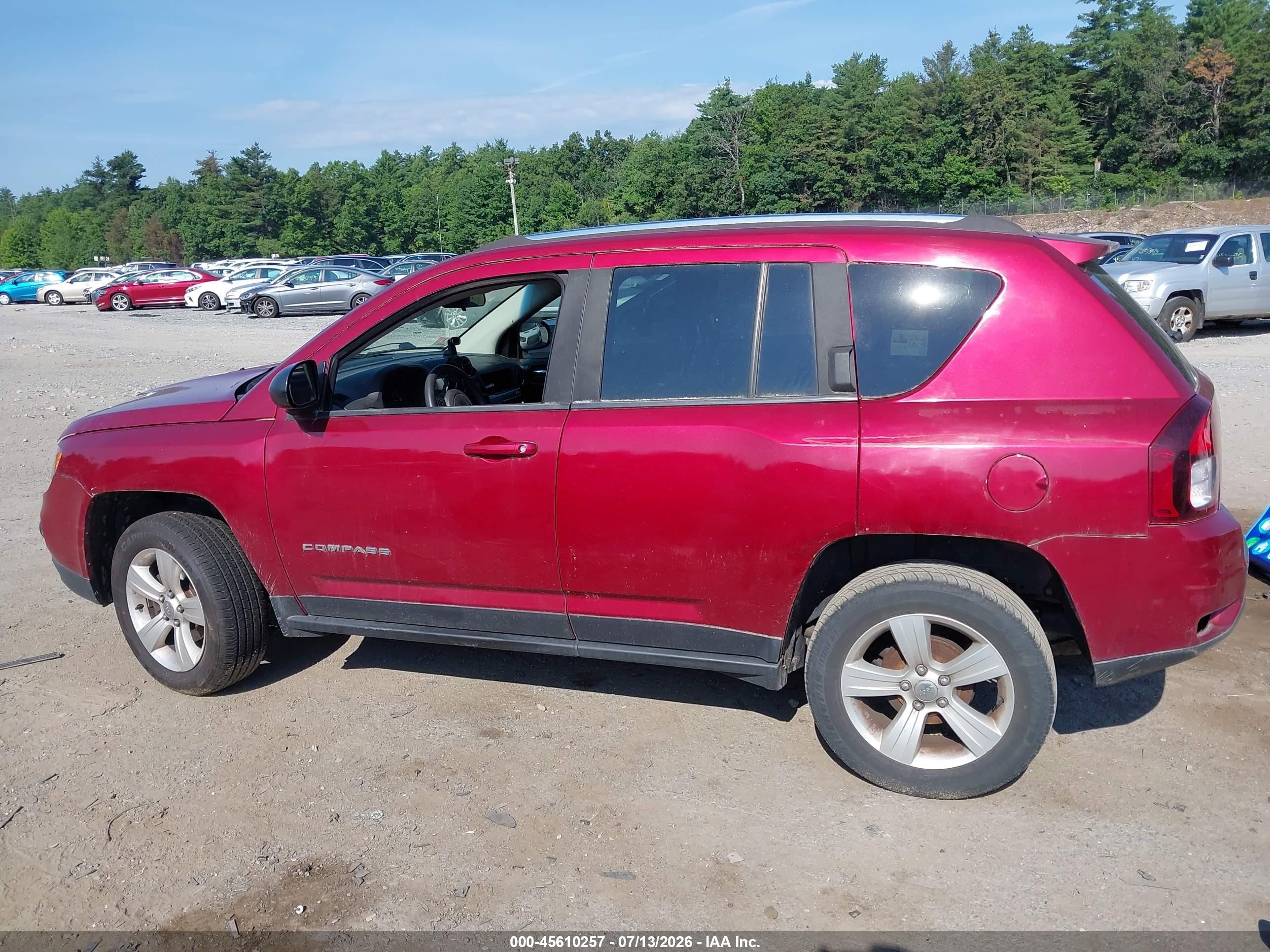 2014 Jeep Compass Sport Red vin: 1C4NJCBB8ED741676