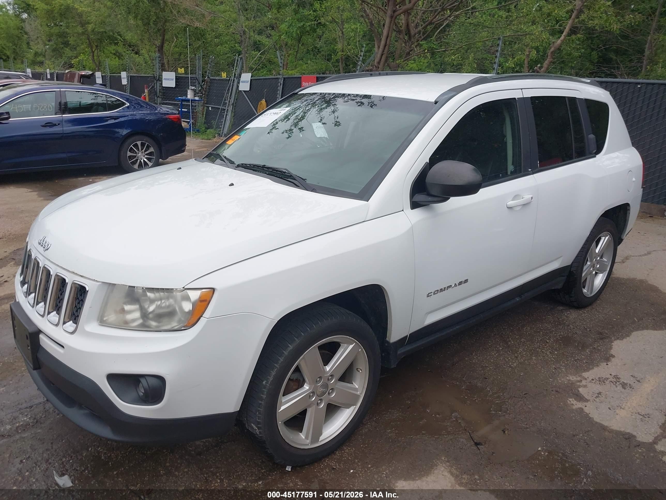 2012 Jeep Compass Limited White vin: 1C4NJCCB0CD718968