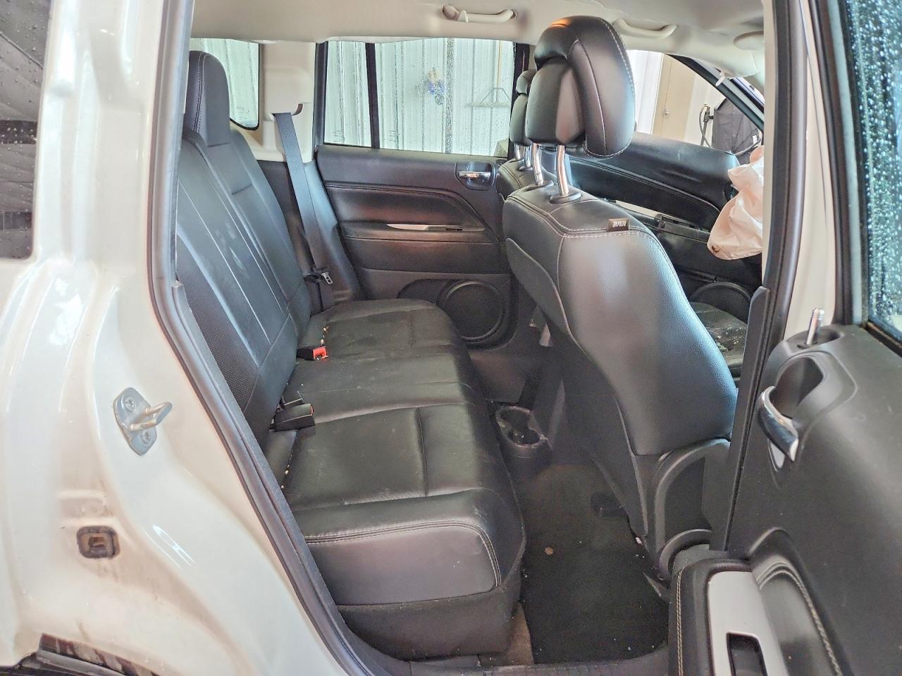 2014 Jeep Compass Limited Белый vin: 1C4NJCCB3ED877115