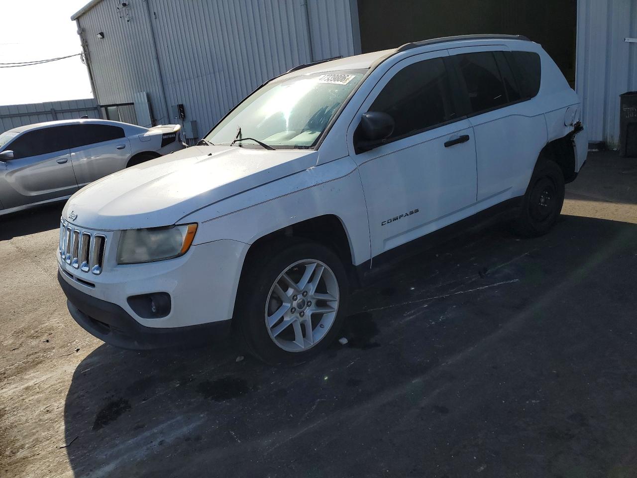 2012 Jeep Commander Limited White vin: 1C4NJCCB5CD634225