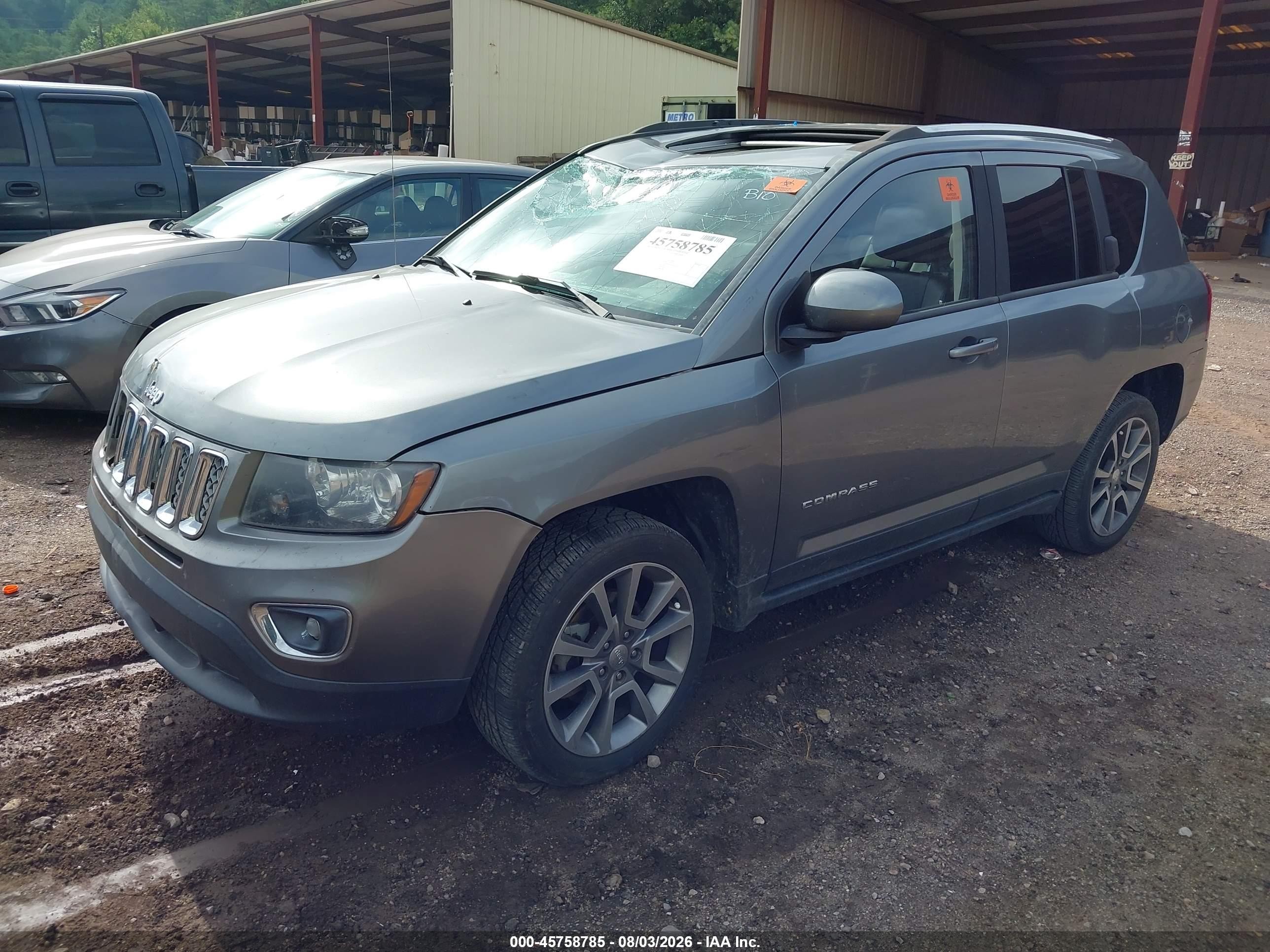 2014 Jeep Compass Limited Silver vin: 1C4NJCCB5ED602331
