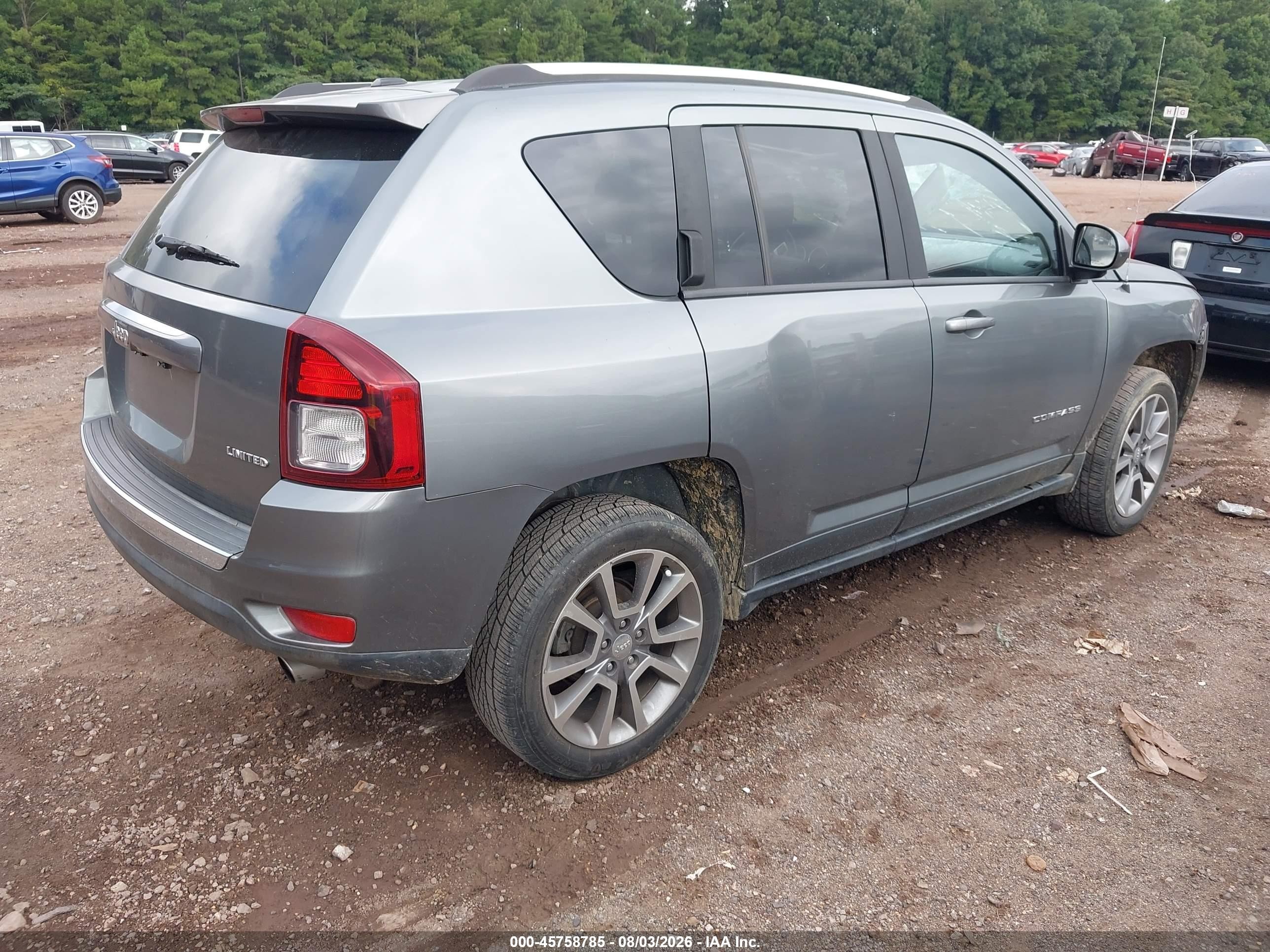 2014 Jeep Compass Limited Silver vin: 1C4NJCCB5ED602331