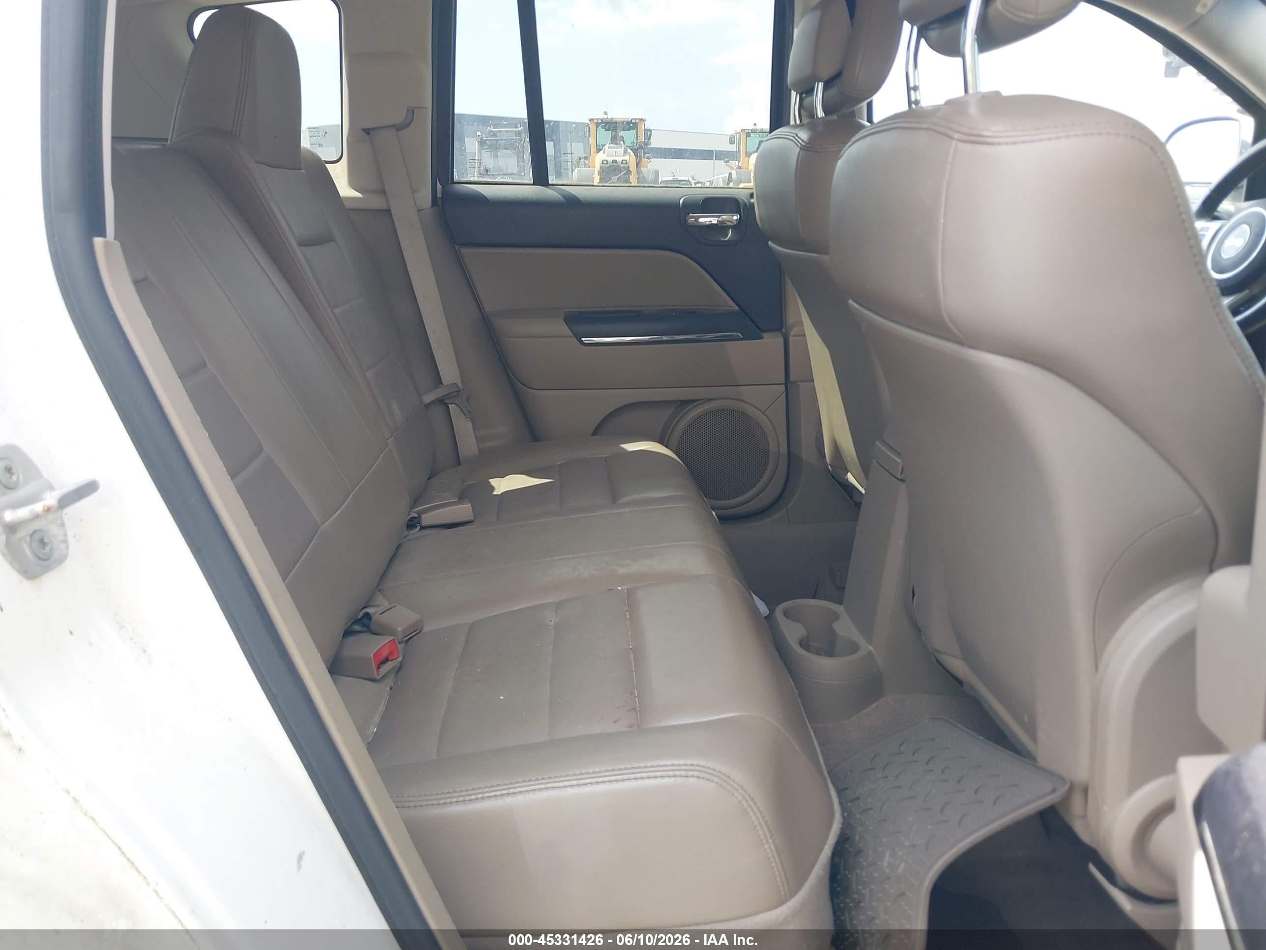 2013 Jeep Compass Limited Белый vin: 1C4NJCCB7DD197118