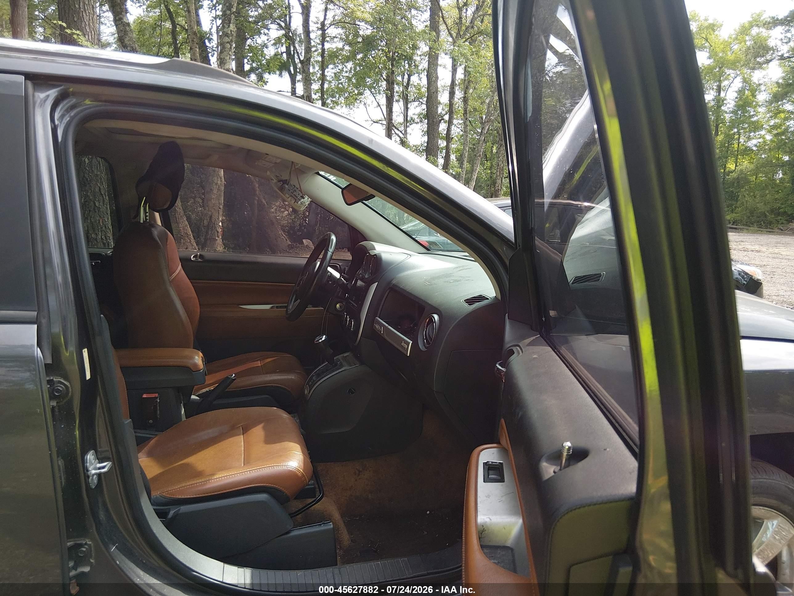 2014 Jeep Compass Limited Серый vin: 1C4NJCCB7ED737536