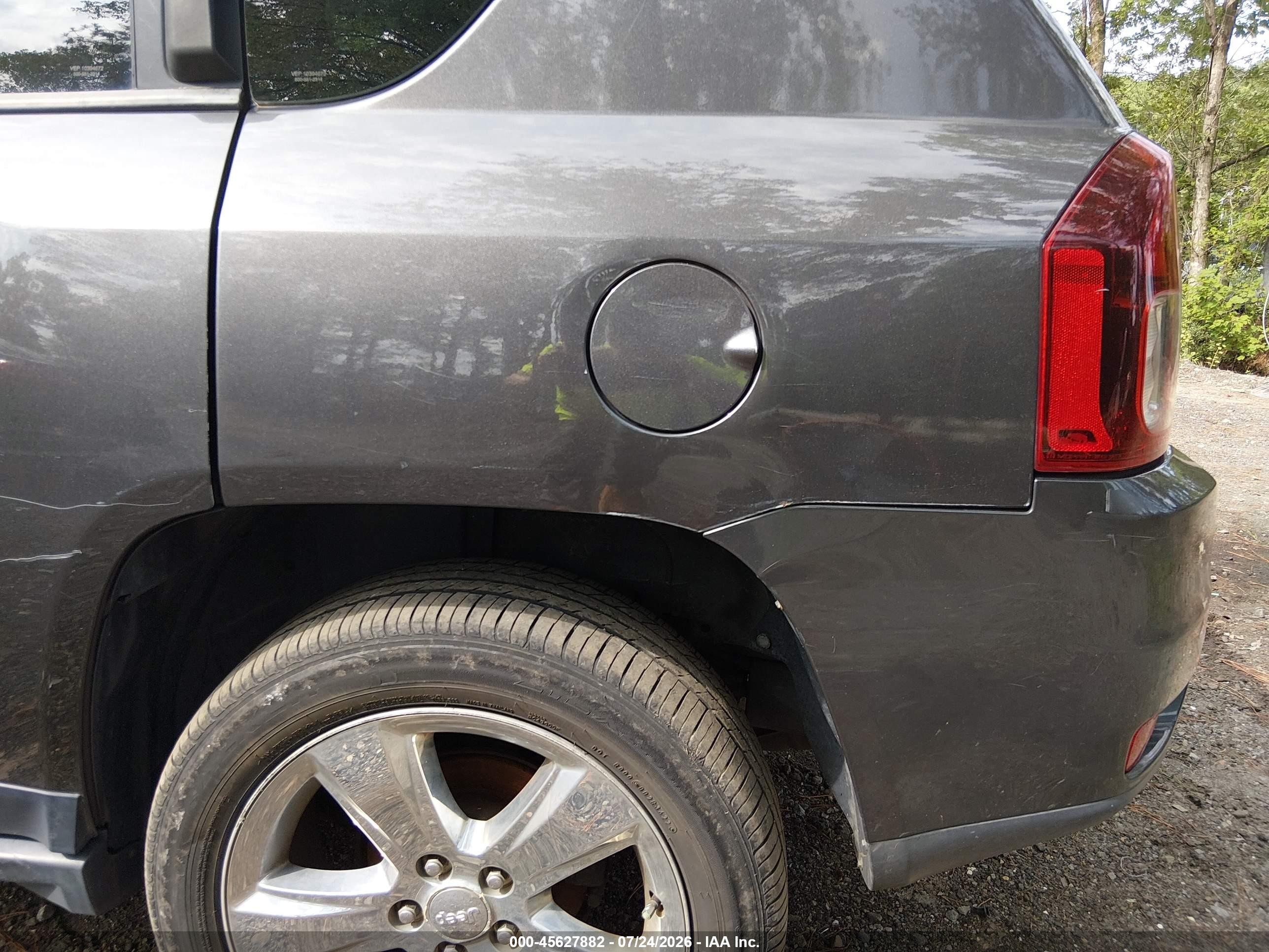 2014 Jeep Compass Limited Серый vin: 1C4NJCCB7ED737536