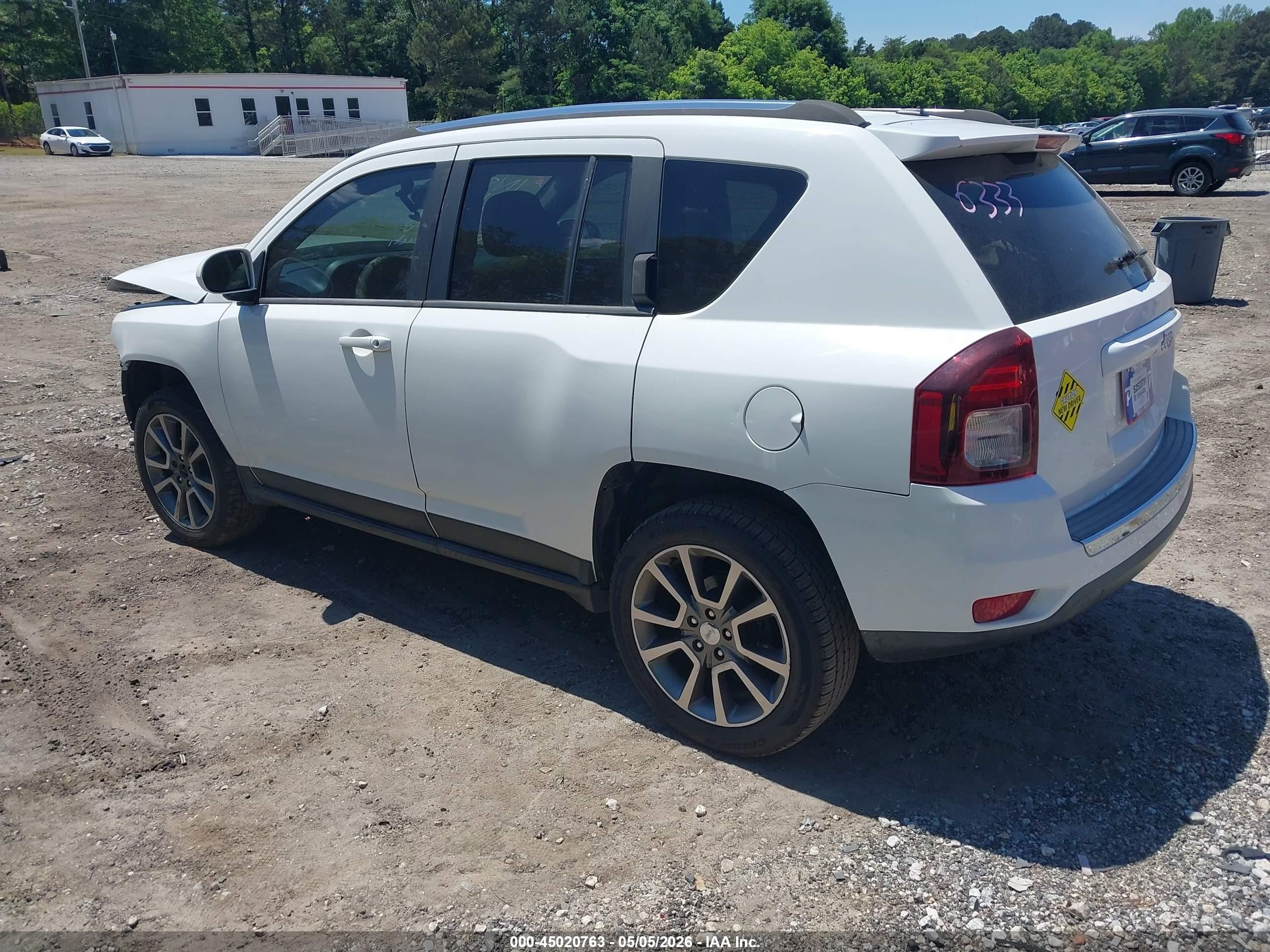 2014 Jeep Compass Limited White vin: 1C4NJCCBXED667109