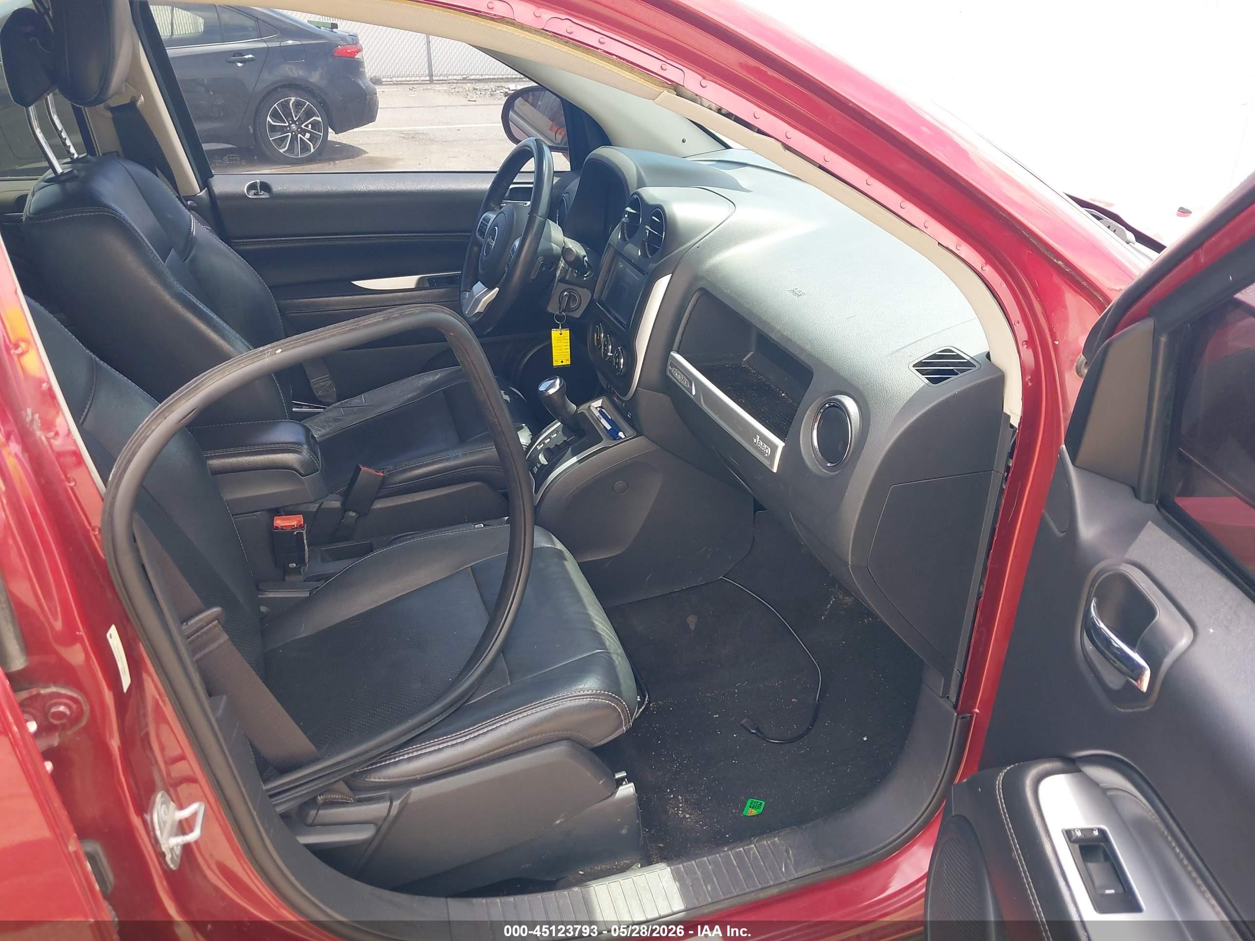 2014 Jeep Compass Limited Red vin: 1C4NJCCBXED789002
