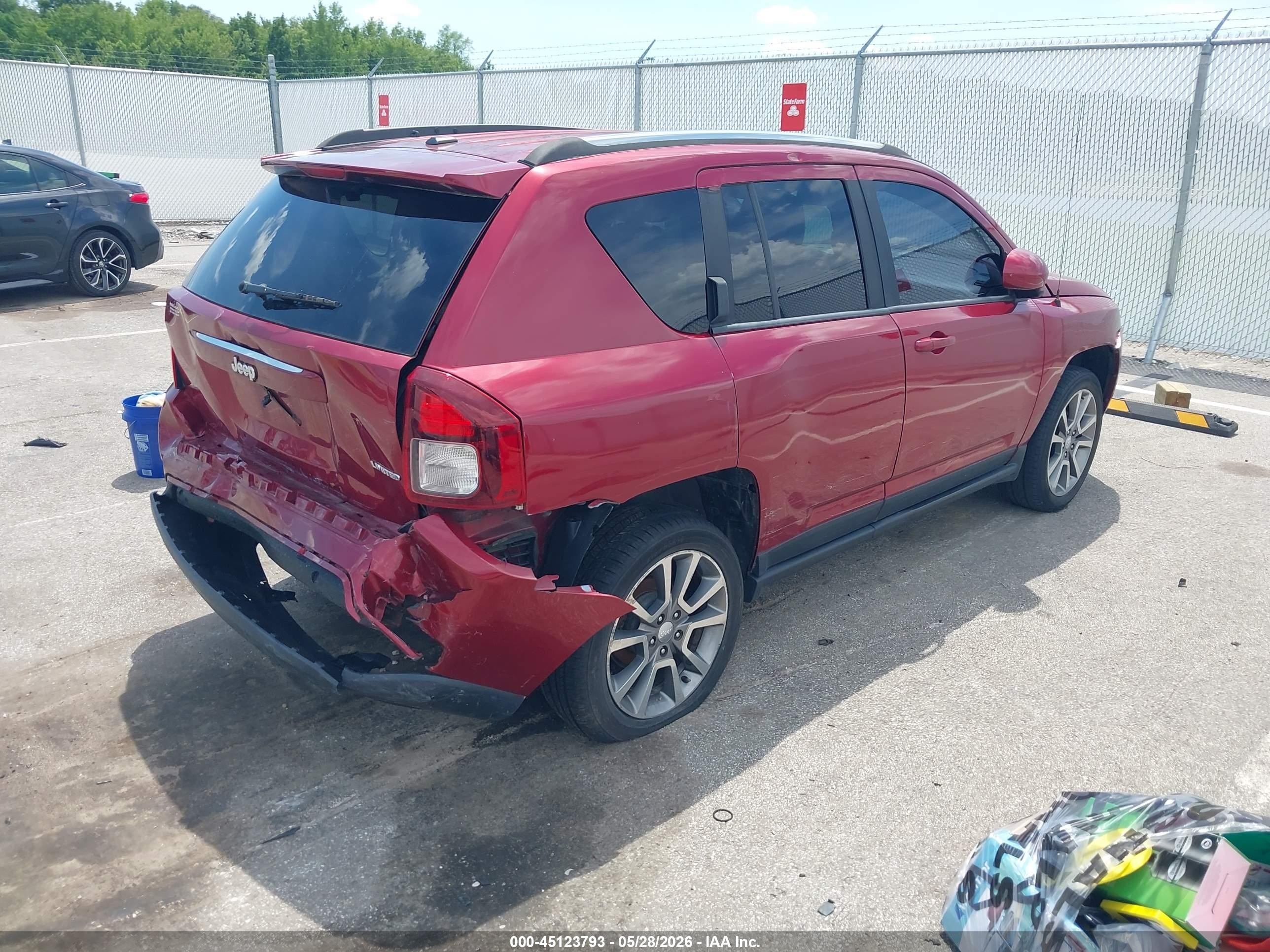2014 Jeep Compass Limited Red vin: 1C4NJCCBXED789002