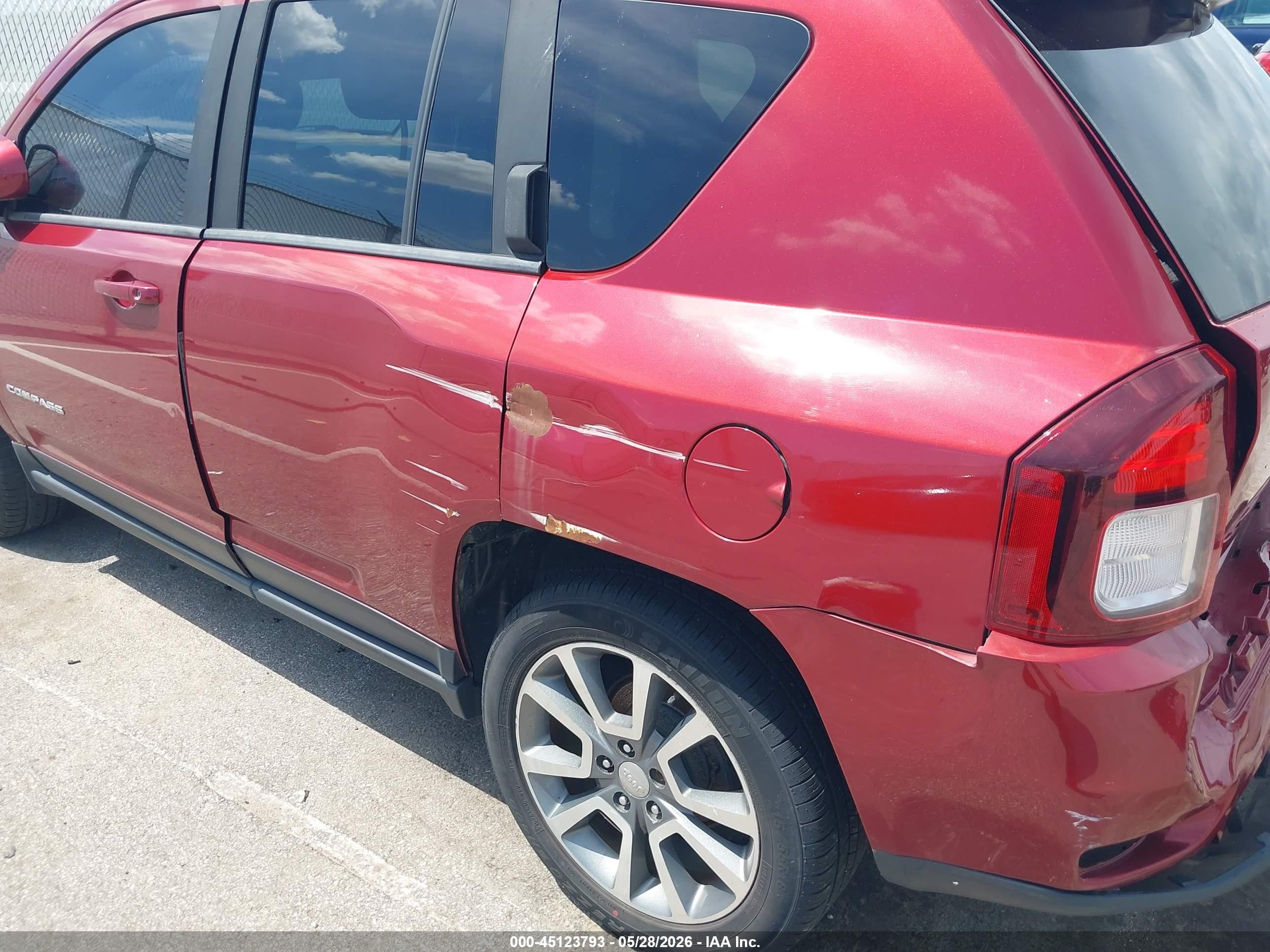 2014 Jeep Compass Limited Red vin: 1C4NJCCBXED789002