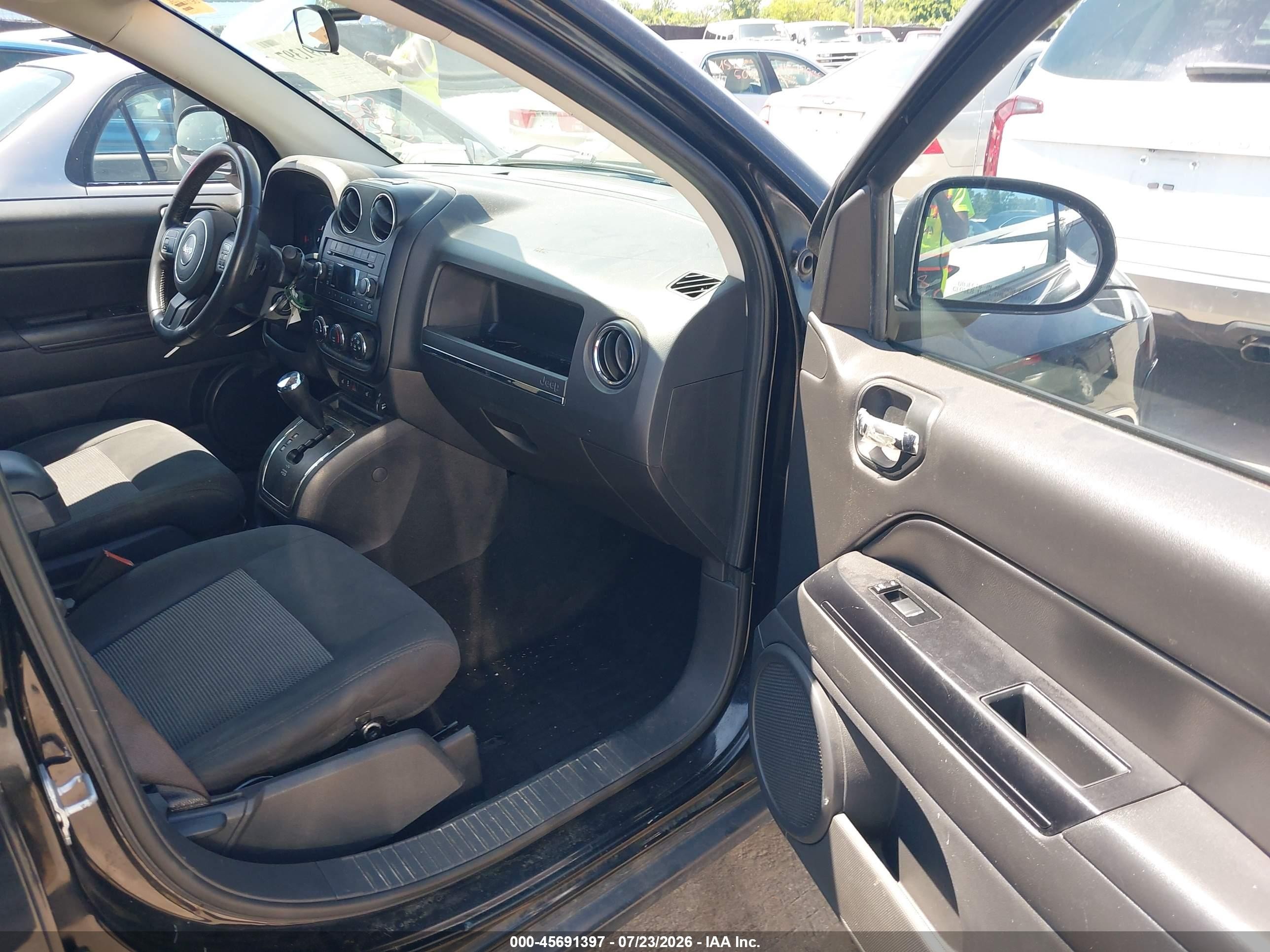 2012 Jeep Compass Latitude Black vin: 1C4NJCEA0CD692344