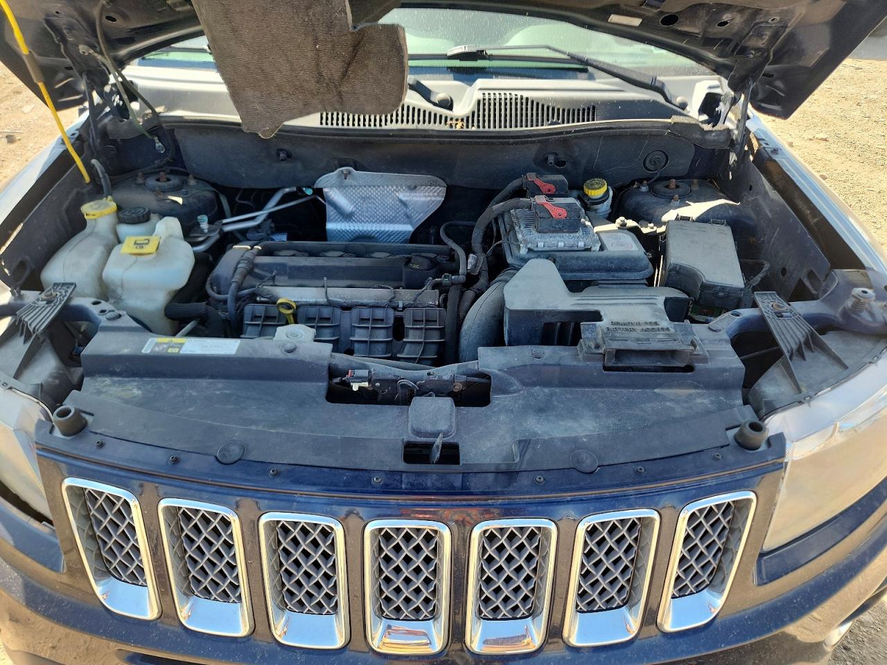 2014 Jeep Compass Latitude Синий vin: 1C4NJCEA0ED678818