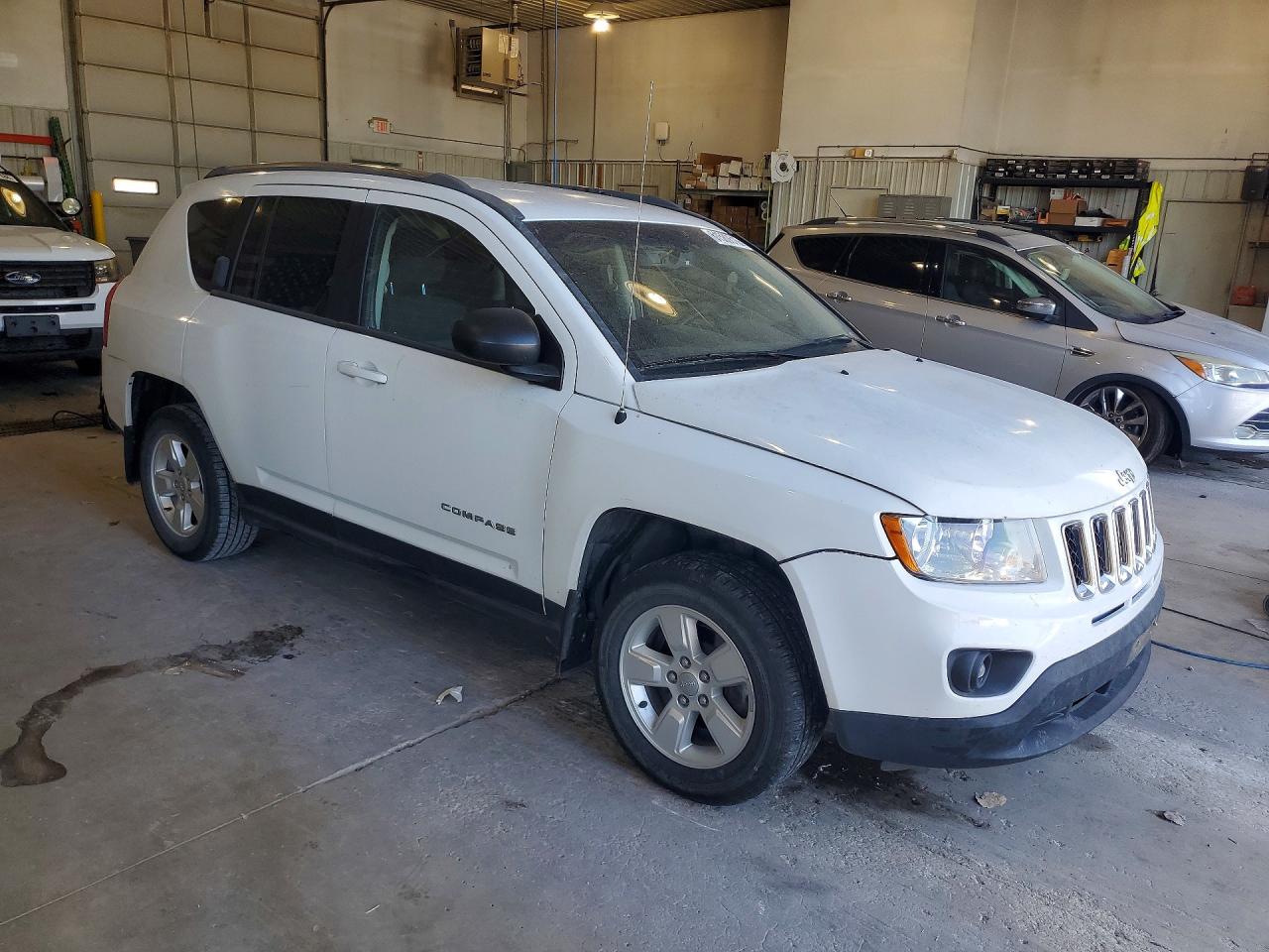 2013 Jeep Compass Latitude White vin: 1C4NJCEA1DD230117