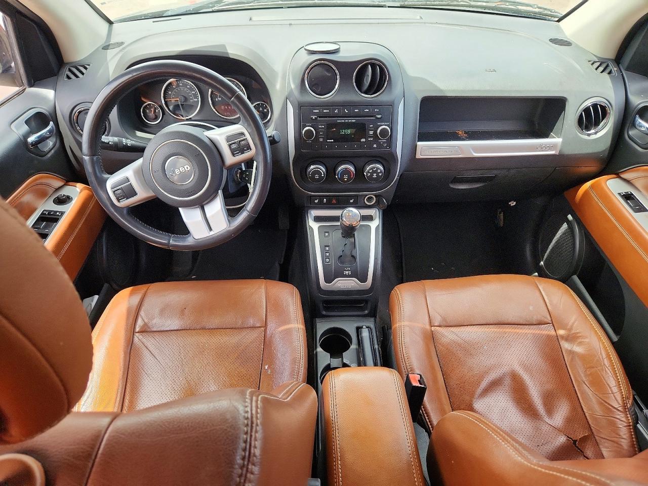 2015 Jeep Compass Latitude Green vin: 1C4NJCEA1FD191547