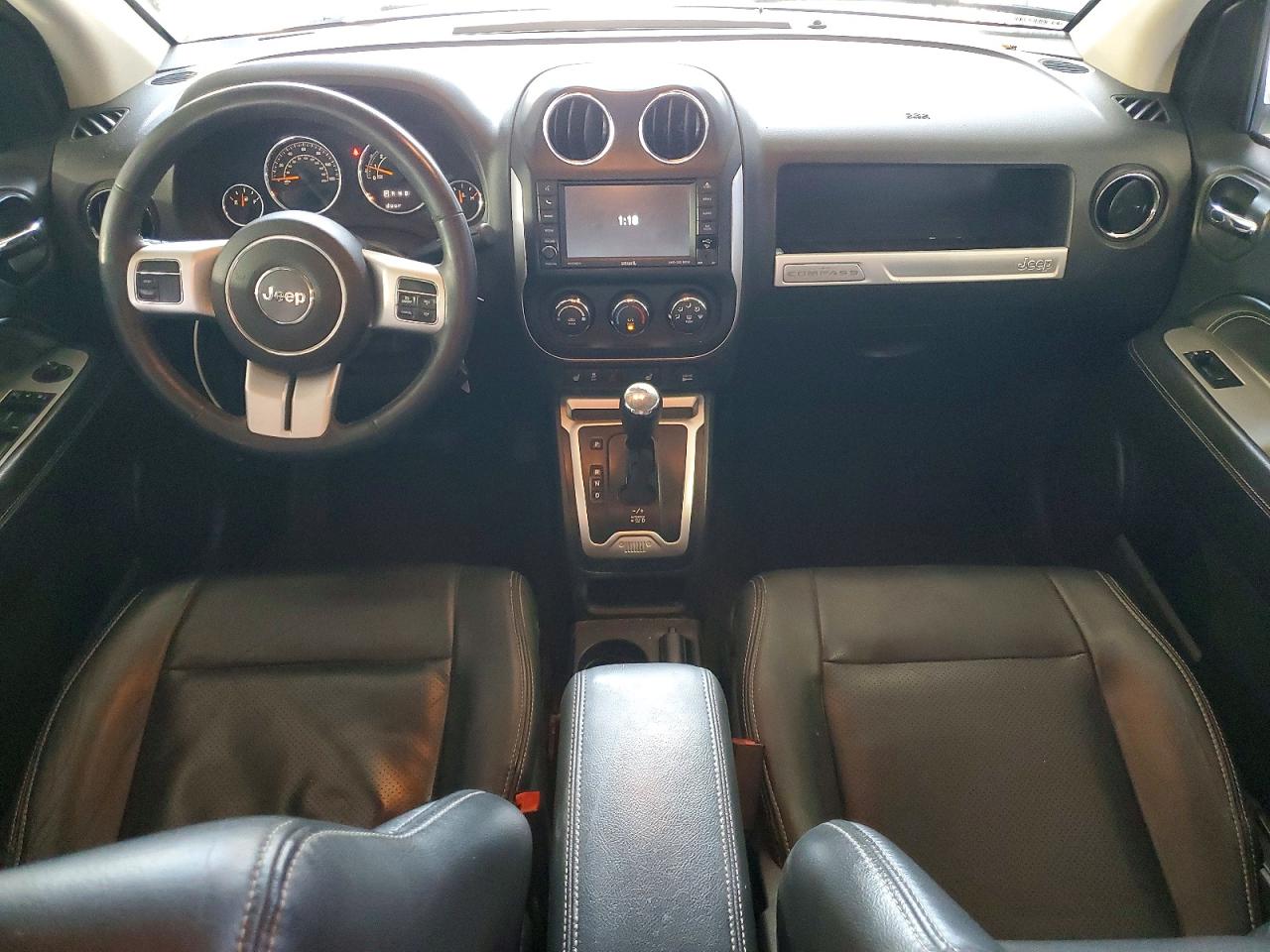 2016 Jeep Compass Latitude Белый vin: 1C4NJCEA1GD590458