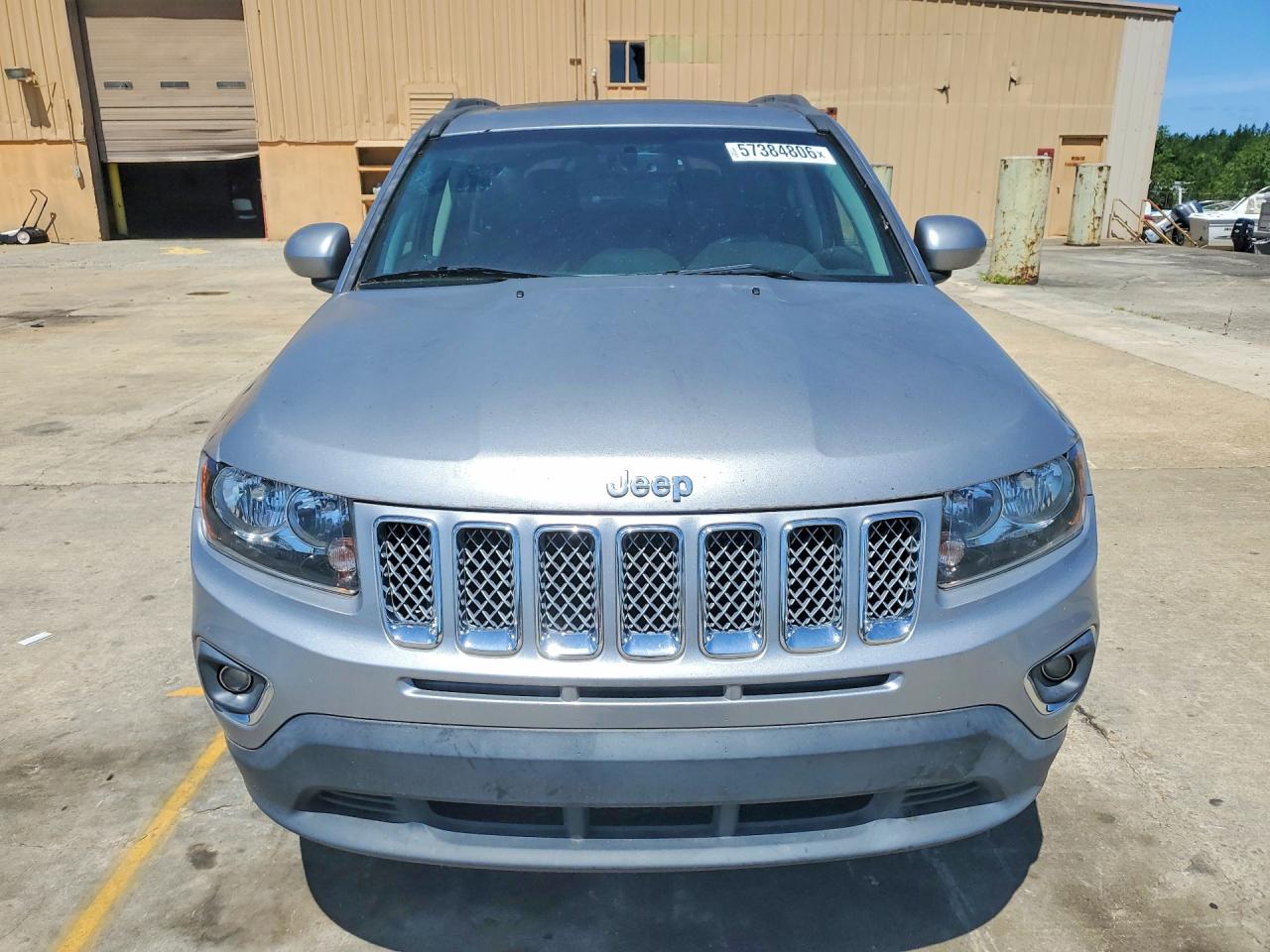 2017 Jeep Compass Latitude Silver vin: 1C4NJCEA1HD102188