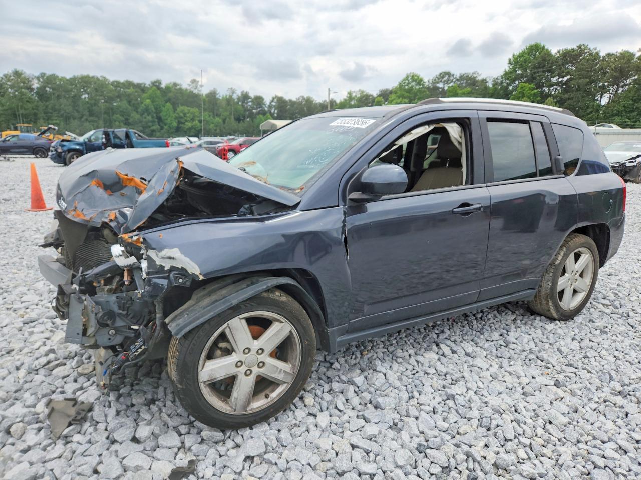 2014 Jeep Compass Latitude Gray vin: 1C4NJCEA2ED678559