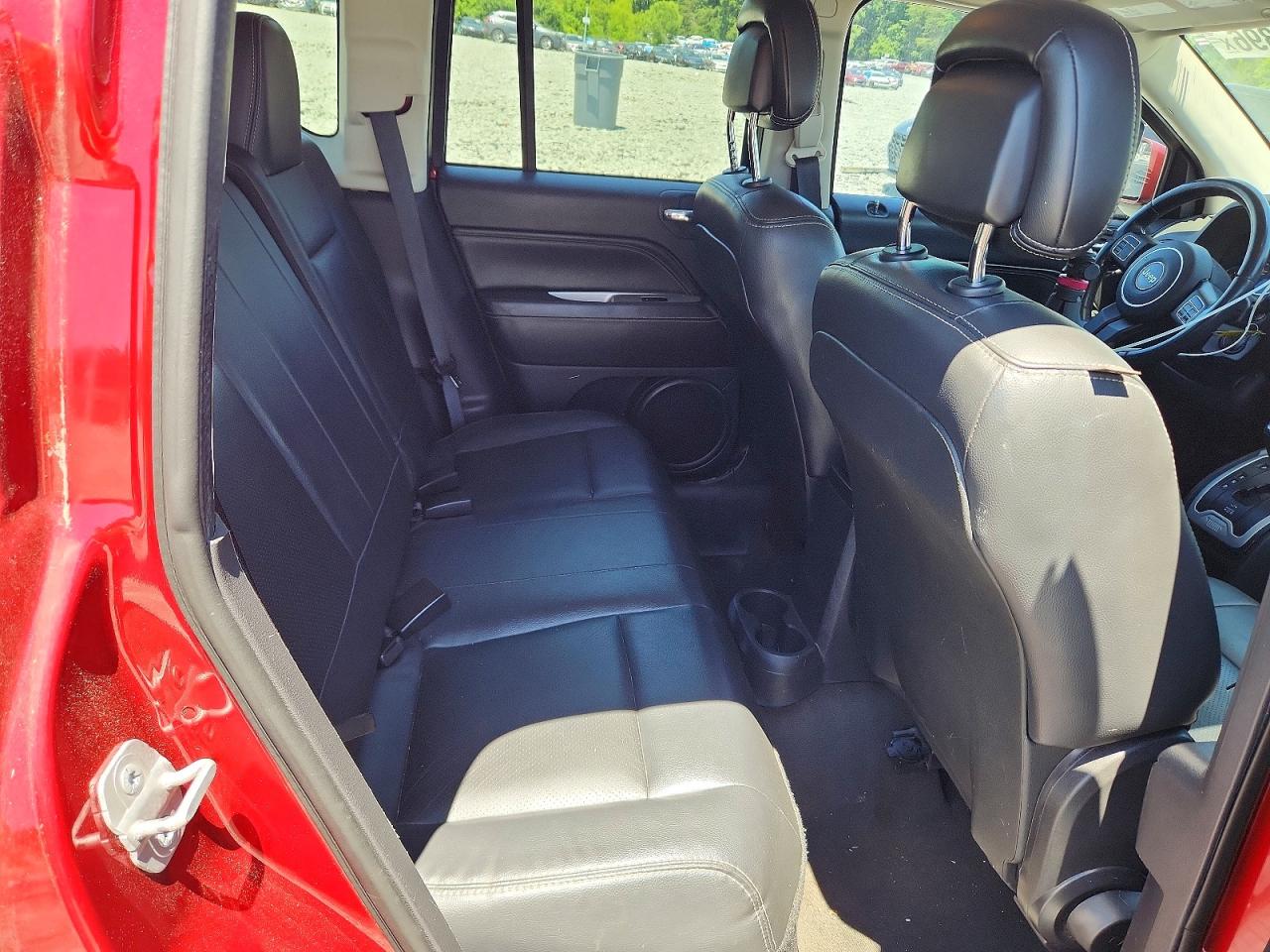 2014 Jeep Compass Latitude Red vin: 1C4NJCEA2ED887011