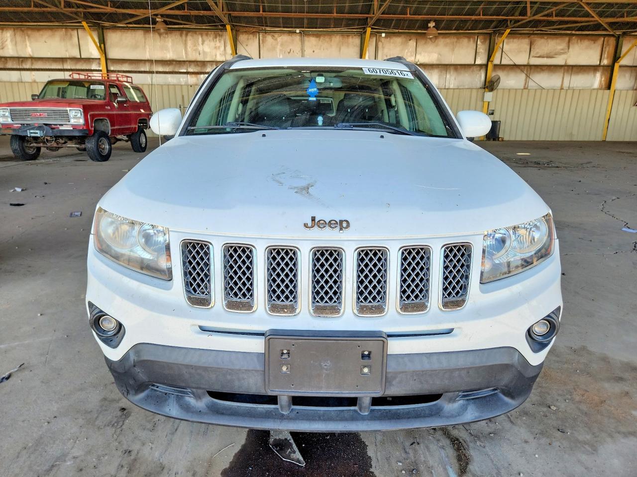 2016 Jeep Compass Latitude Белый vin: 1C4NJCEA2GD769589
