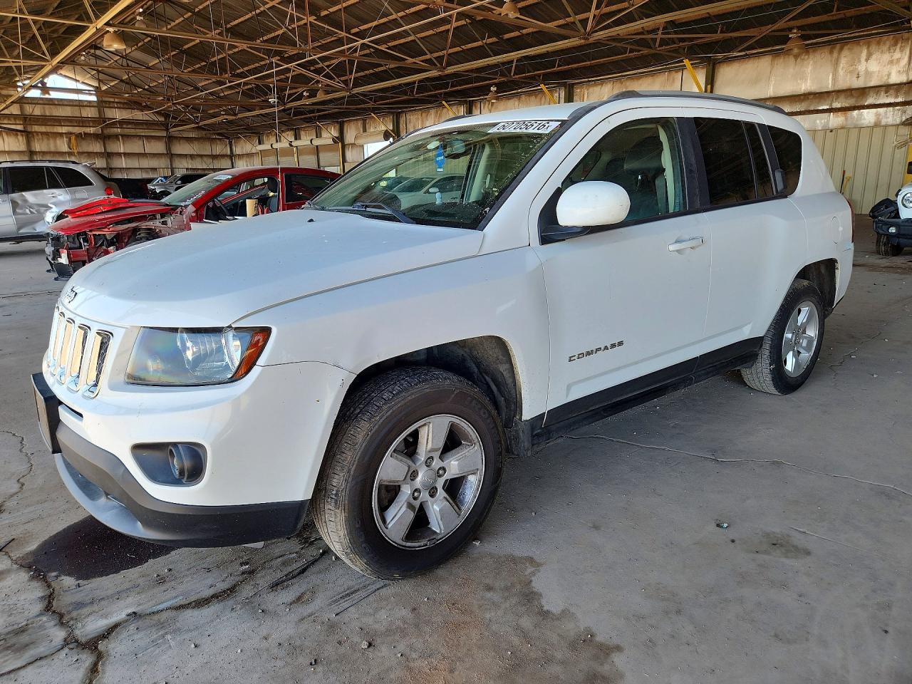 2016 Jeep Compass Latitude Белый vin: 1C4NJCEA2GD769589