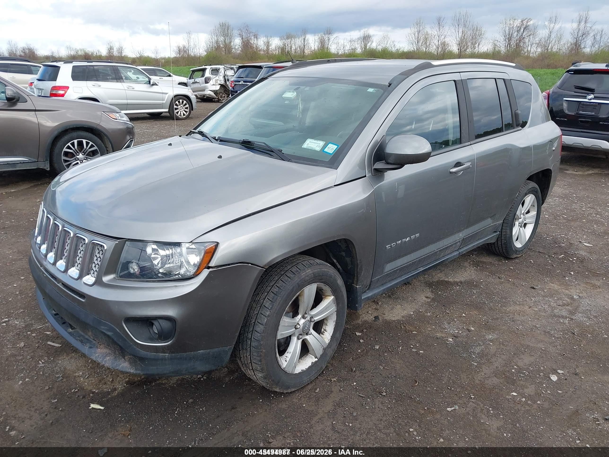 2014 Jeep Compass Latitude Gray vin: 1C4NJCEA3ED604275