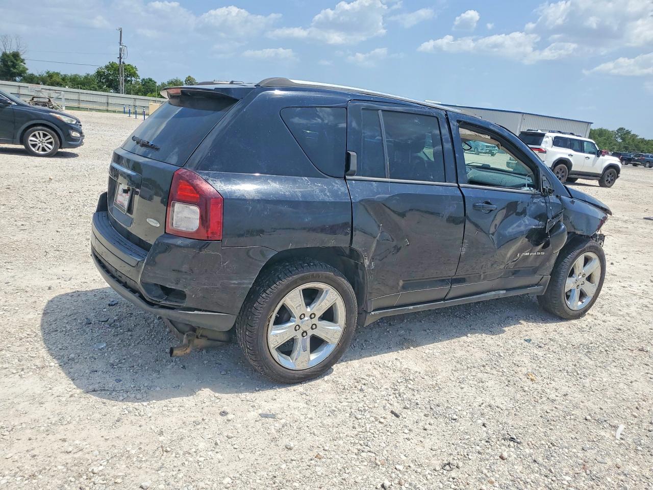 2014 Jeep Compass Latitude Черный vin: 1C4NJCEA3ED648373