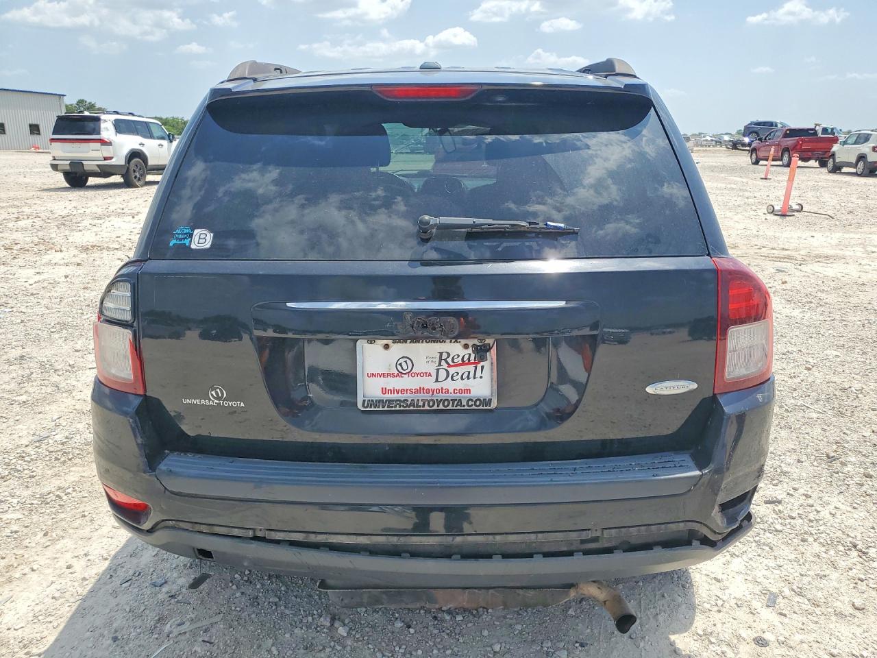 2014 Jeep Compass Latitude Черный vin: 1C4NJCEA3ED648373