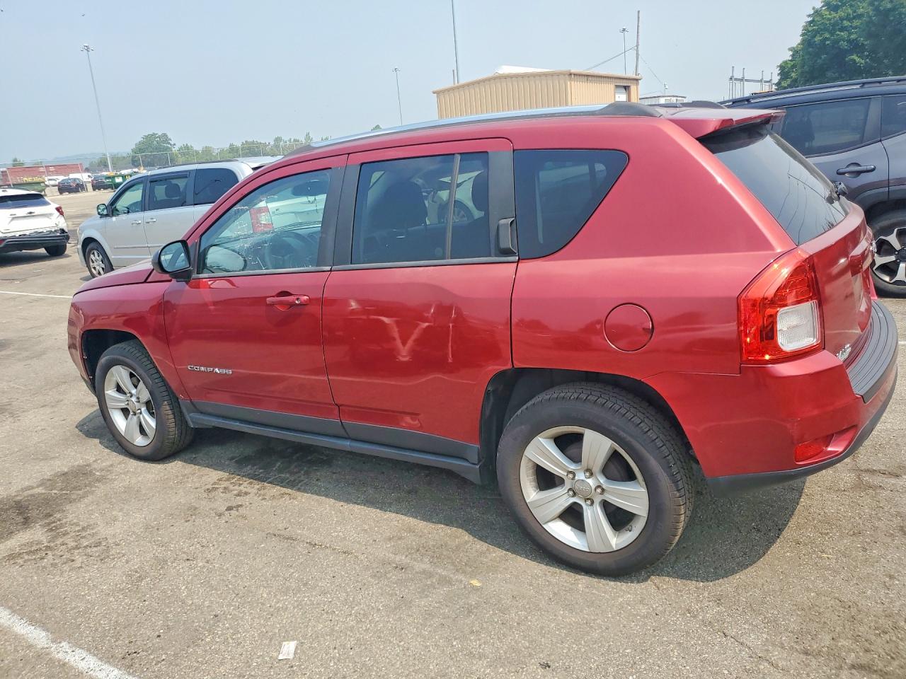 2012 Jeep Compass Latitude Maroon vin: 1C4NJCEA4CD634494