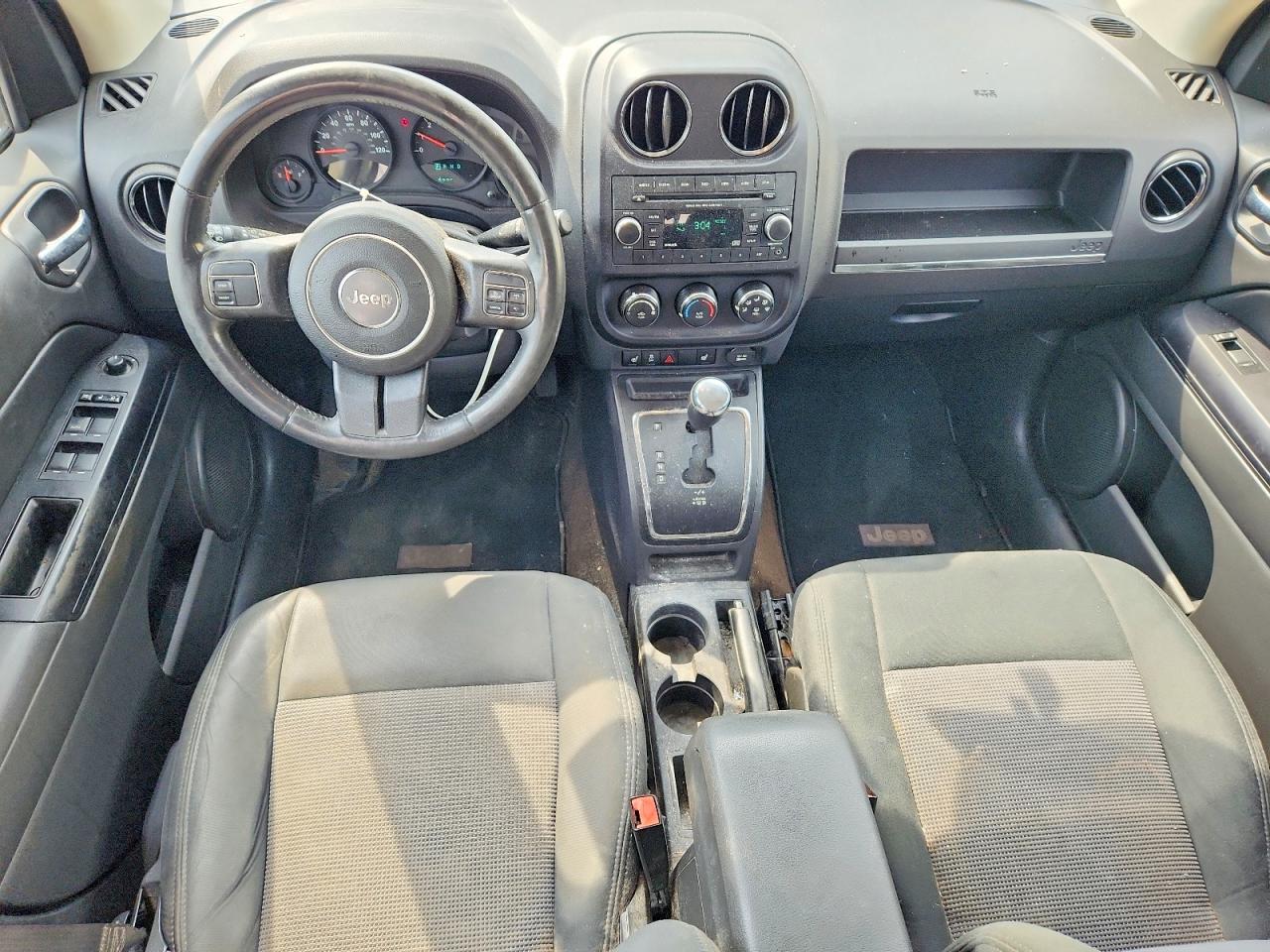 2013 Jeep Compass Latitude Черный vin: 1C4NJCEA4DD208449