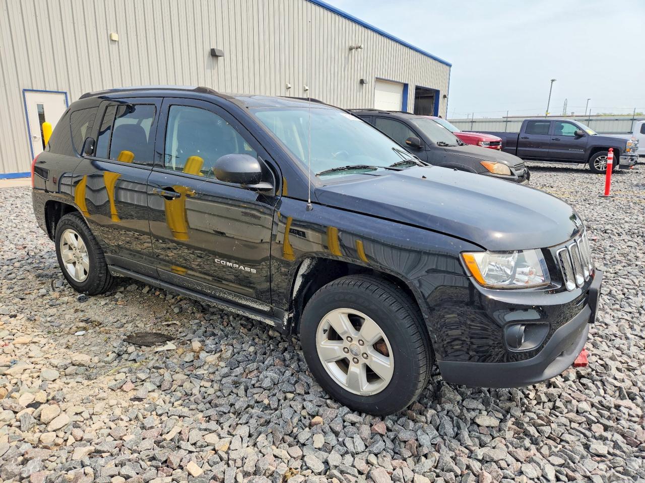 2013 Jeep Compass Latitude Черный vin: 1C4NJCEA4DD208449