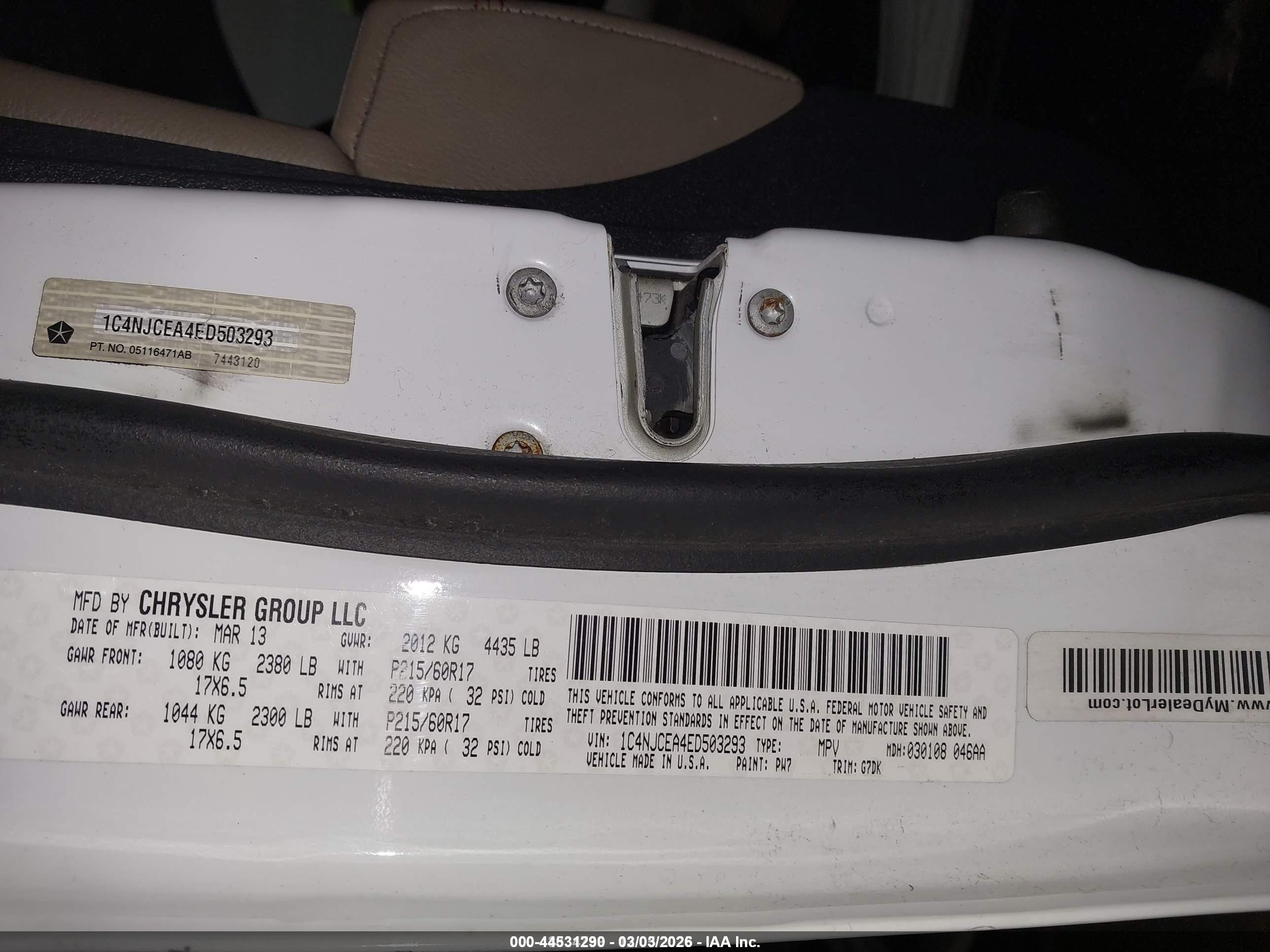 2014 Jeep Compass Latitude White vin: 1C4NJCEA4ED503293