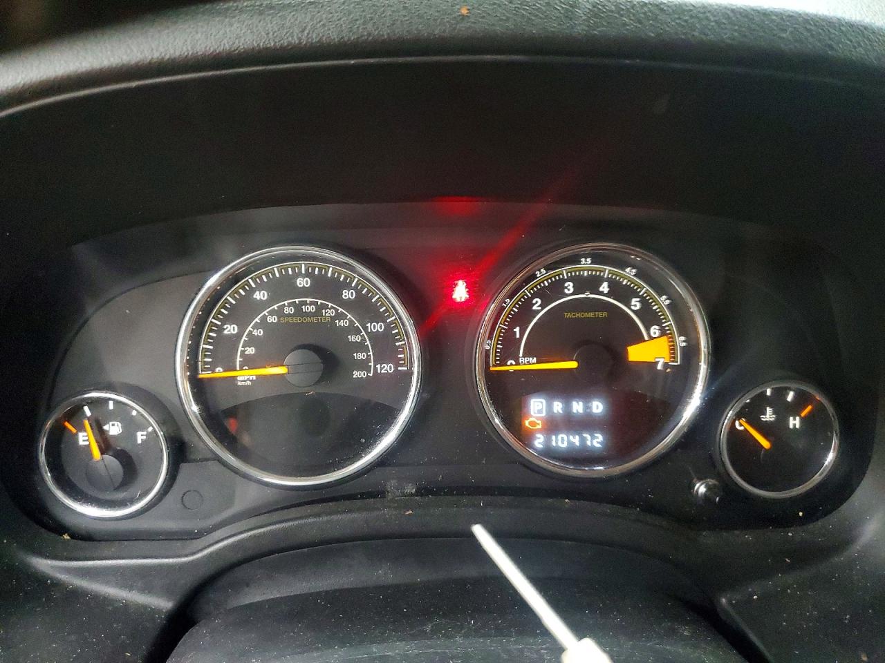 2015 Jeep Compass Latitude Silver vin: 1C4NJCEA4FD198718