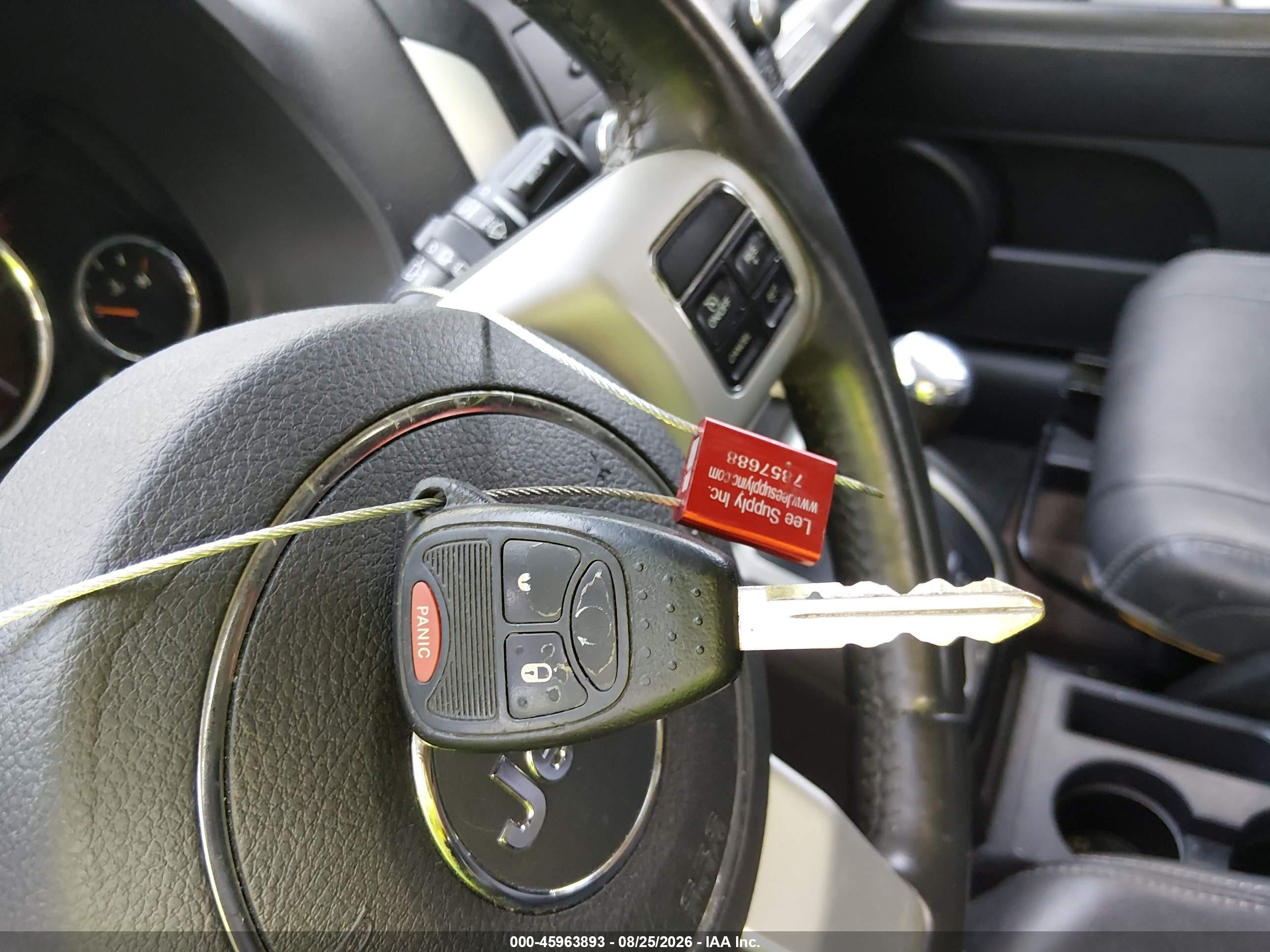 2015 Jeep Compass High Altitude Edition Gray vin: 1C4NJCEA4FD367376