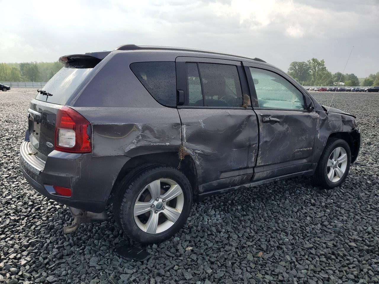 2015 Jeep Compass Latitude Серый vin: 1C4NJCEA4FD414034