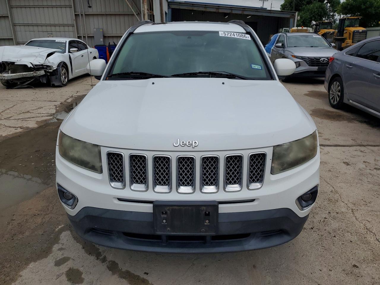 2014 Jeep Compass Latitude Белый vin: 1C4NJCEA5ED821388