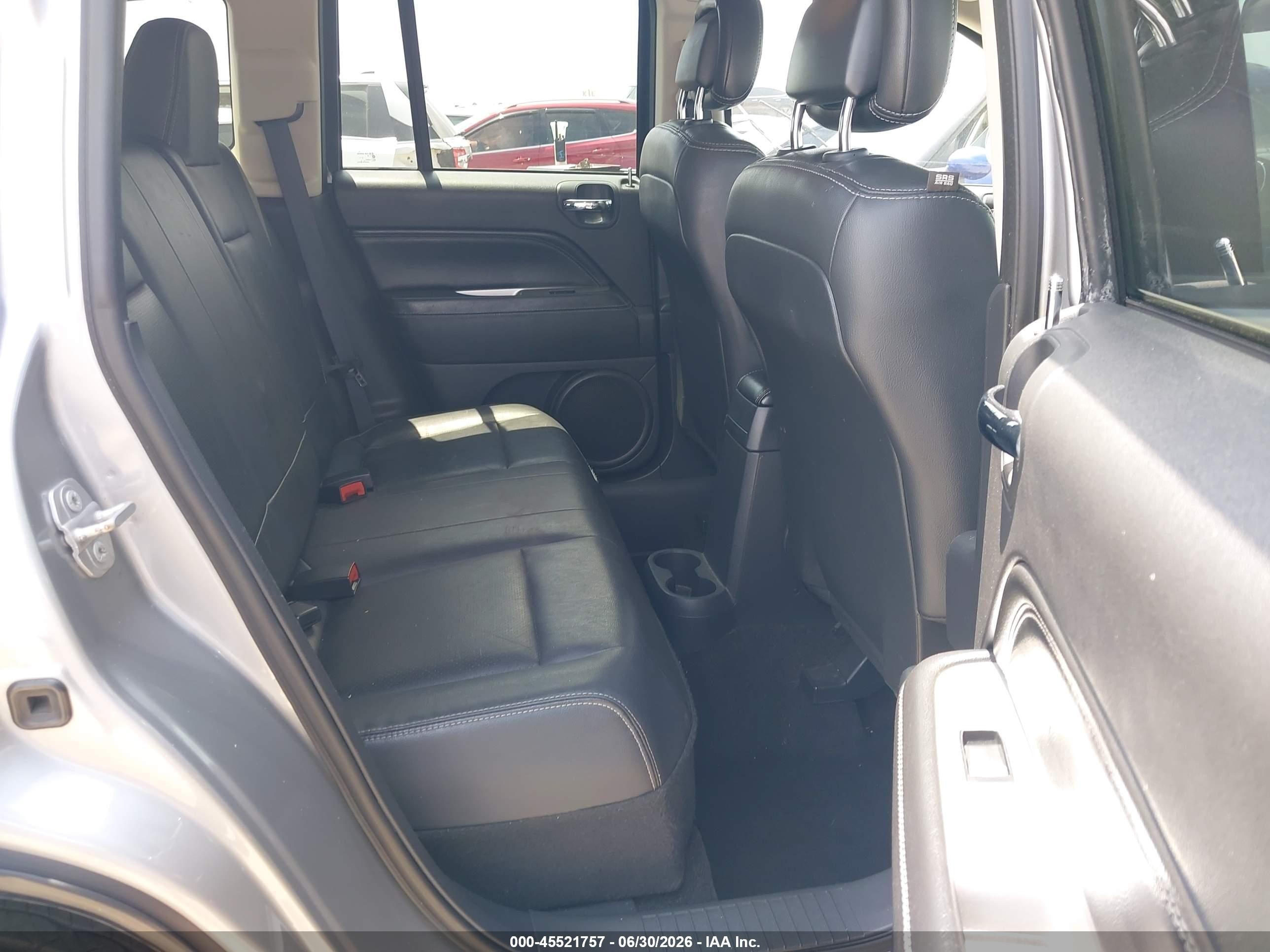 2015 Jeep Compass High Altitude Edition Silver vin: 1C4NJCEA5FD164867
