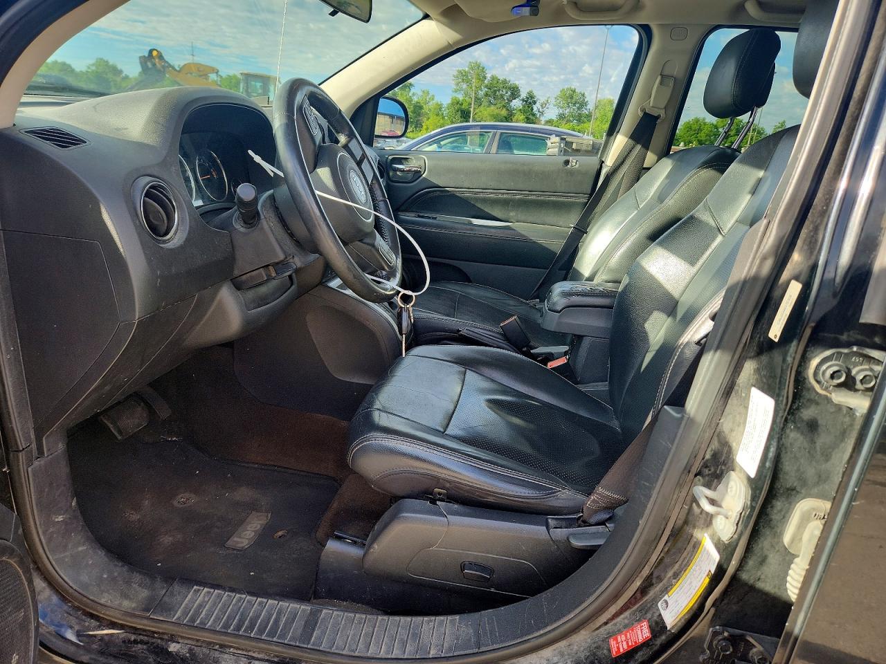 2014 Jeep Compass Latitude Black vin: 1C4NJCEA6ED757636