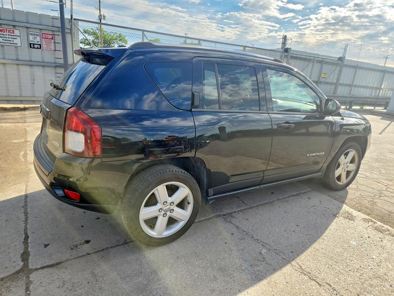 2014 Jeep Compass Latitude Black vin: 1C4NJCEA6ED757636