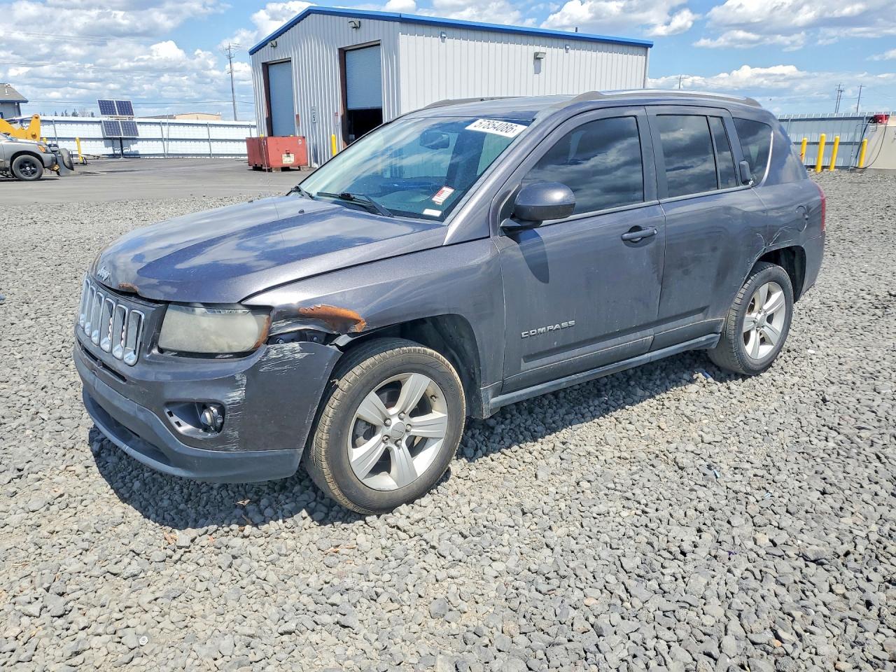 2015 Jeep Compass Latitude Gray vin: 1C4NJCEA6FD185954