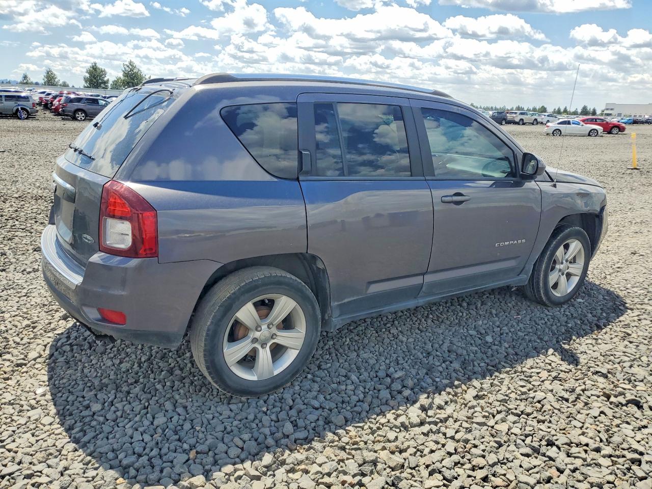 2015 Jeep Compass Latitude Серый vin: 1C4NJCEA6FD185954