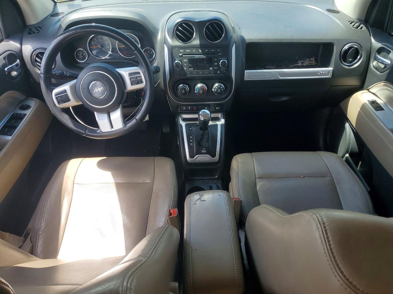2015 Jeep Compass Latitude Серый vin: 1C4NJCEA6FD185954