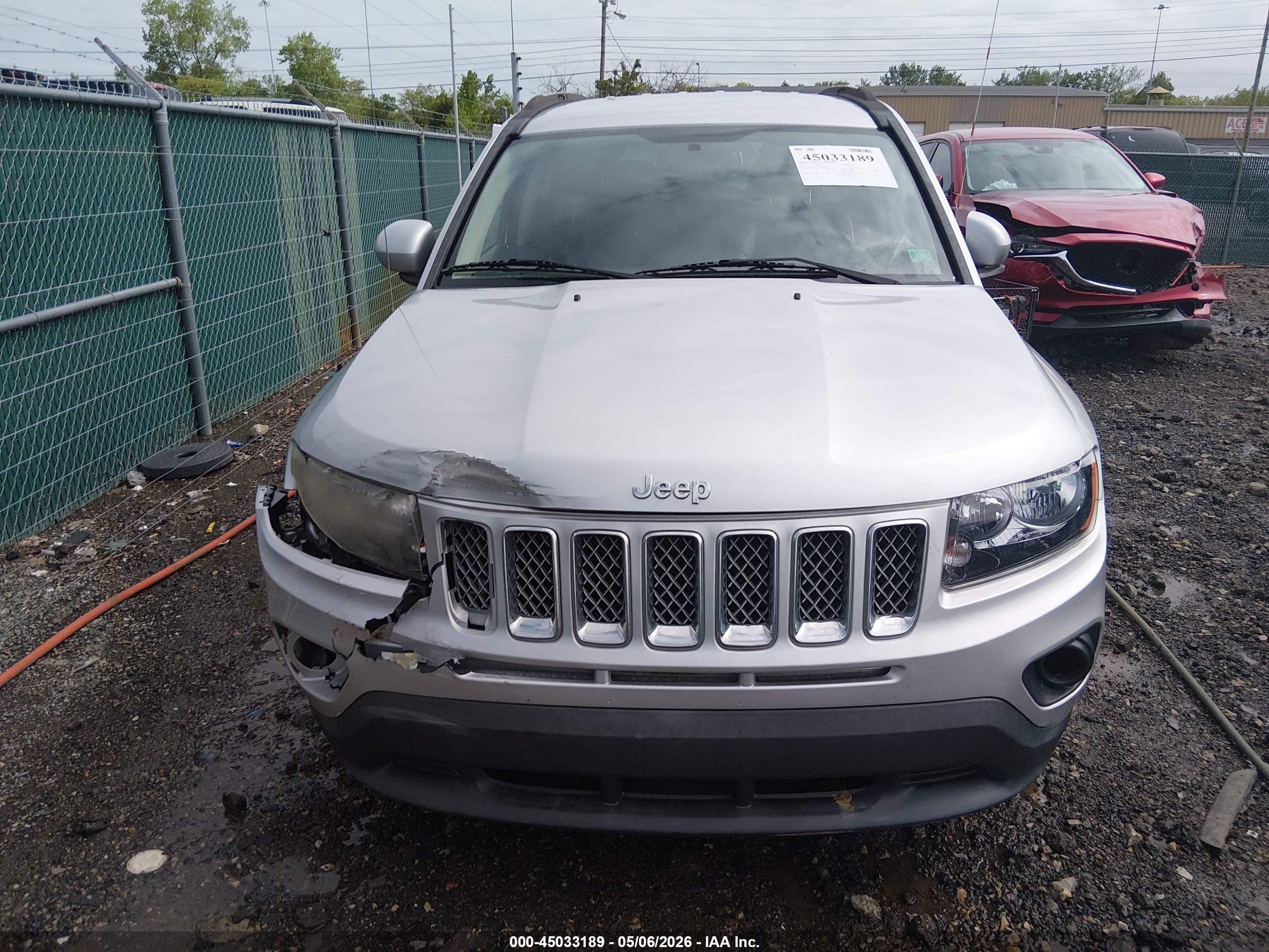 2014 Jeep Compass Latitude Gray vin: 1C4NJCEA7ED538054