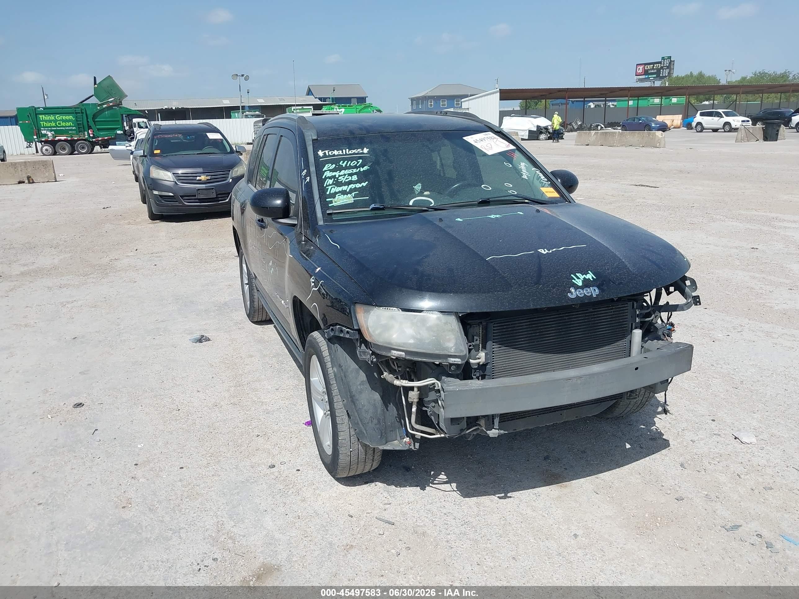 2014 Jeep Compass Latitude Black vin: 1C4NJCEA7ED643693