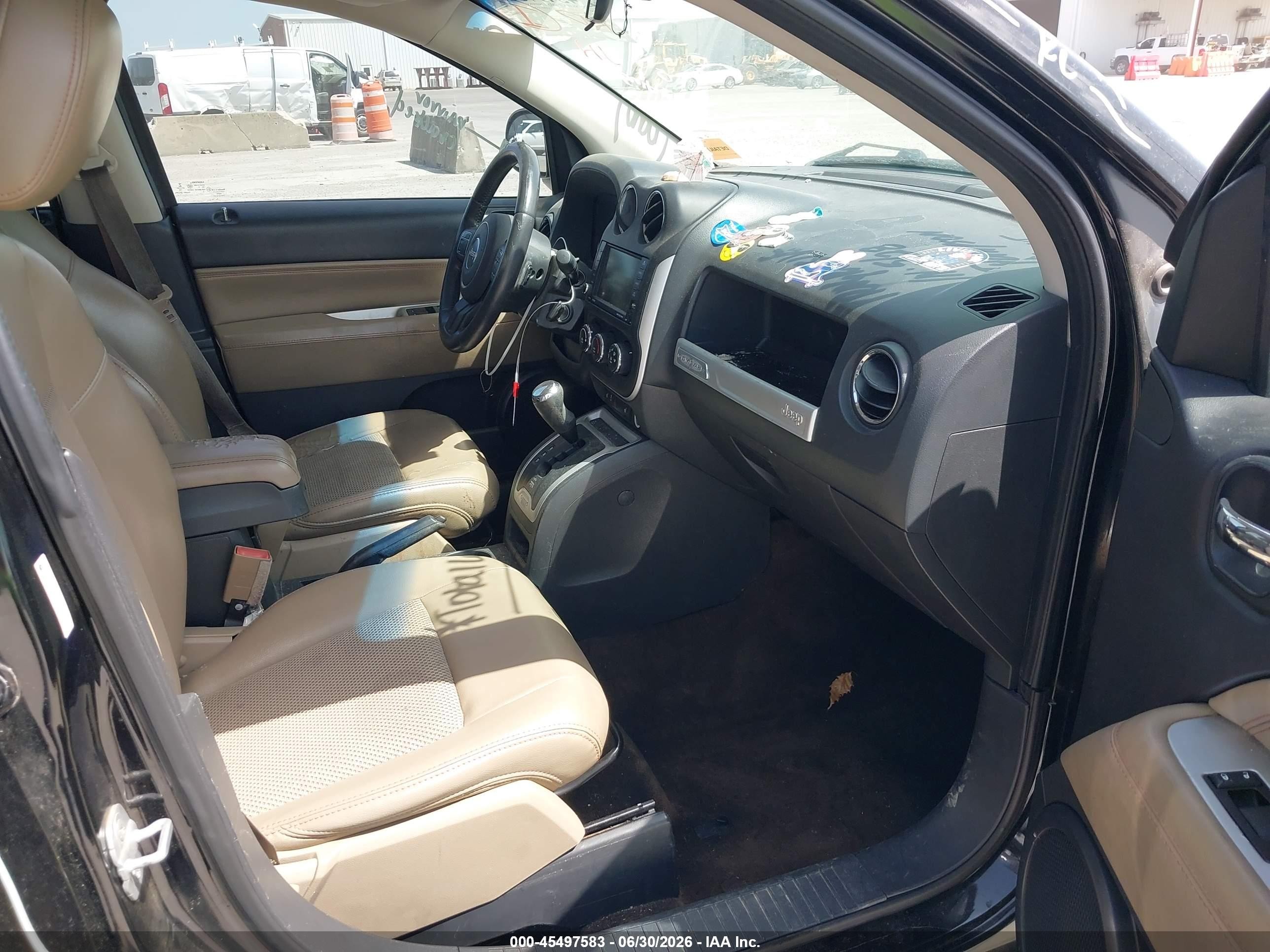 2014 Jeep Compass Latitude Black vin: 1C4NJCEA7ED643693