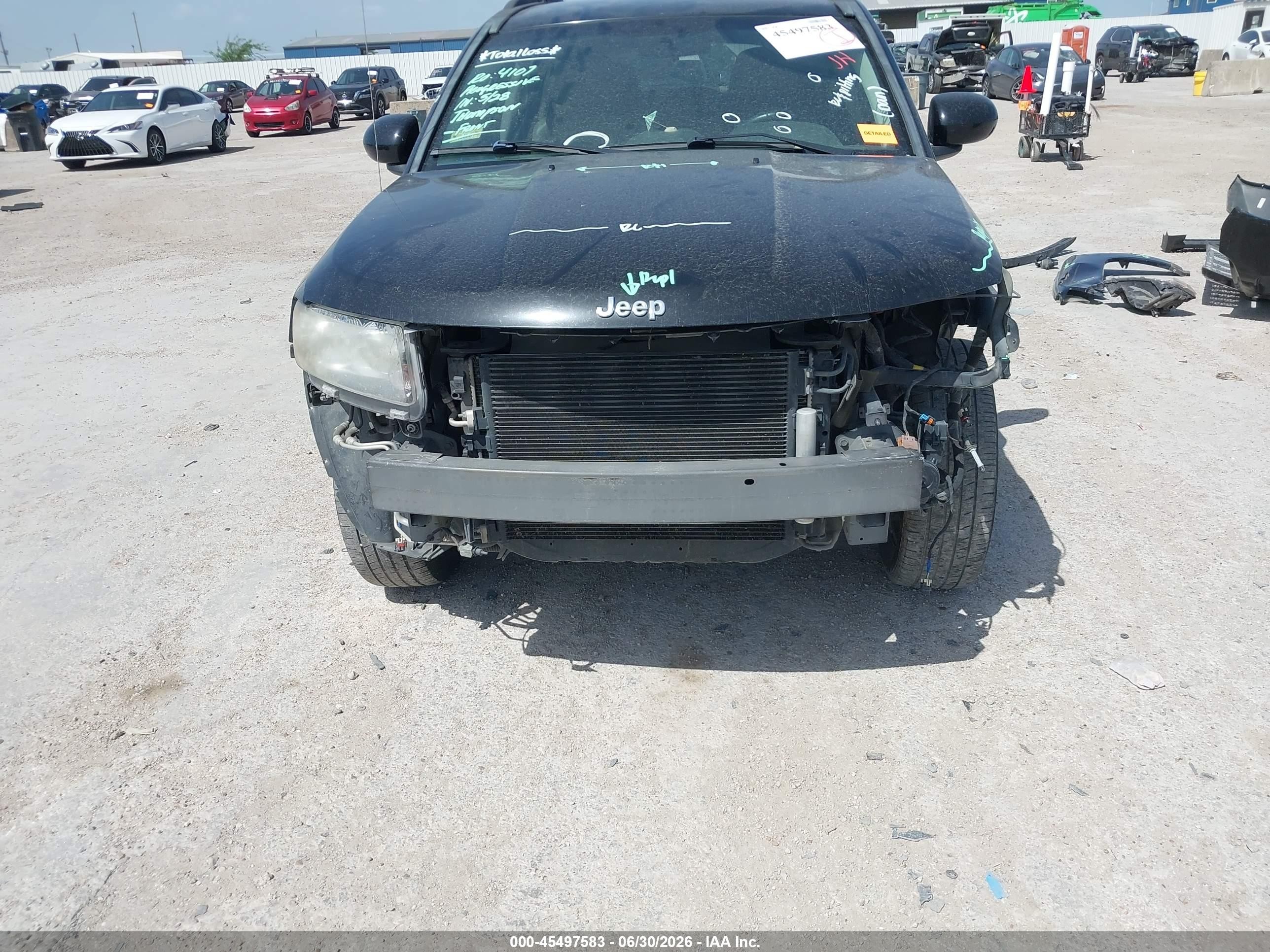 2014 Jeep Compass Latitude Black vin: 1C4NJCEA7ED643693