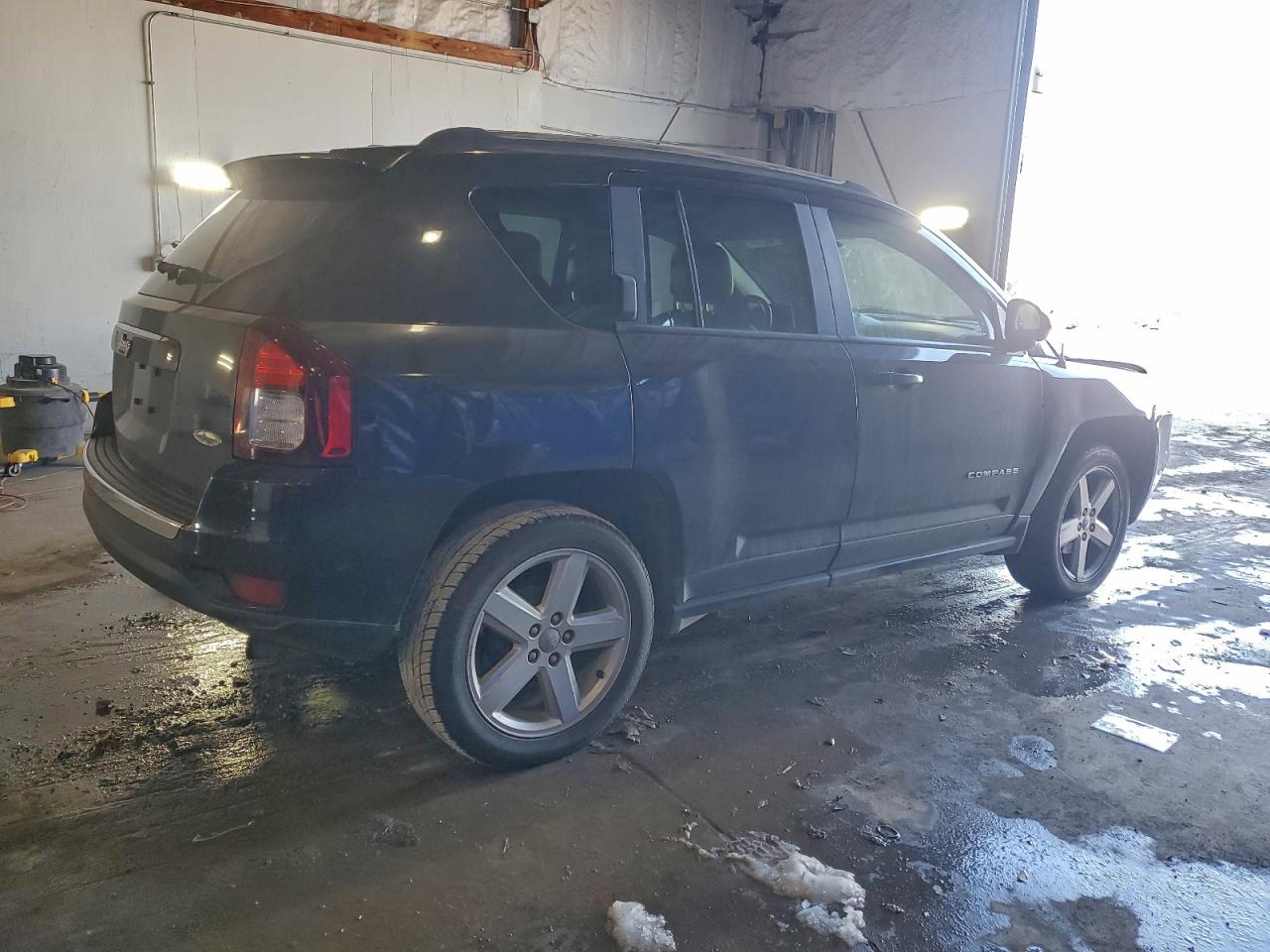 2014 Jeep Compass Latitude Brown vin: 1C4NJCEA7ED729974