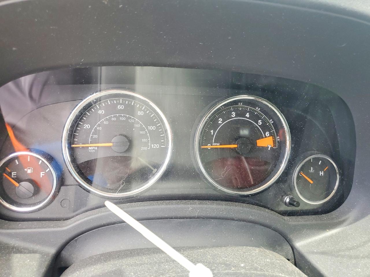 2015 Jeep Compass Latitude Угольный vin: 1C4NJCEA7FD361152