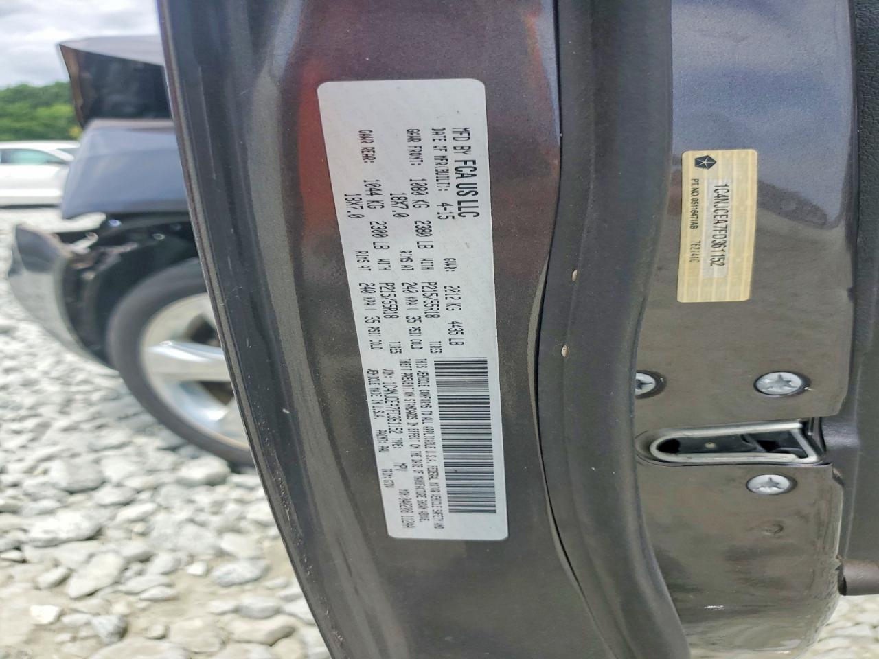 2015 Jeep Compass Latitude Угольный vin: 1C4NJCEA7FD361152
